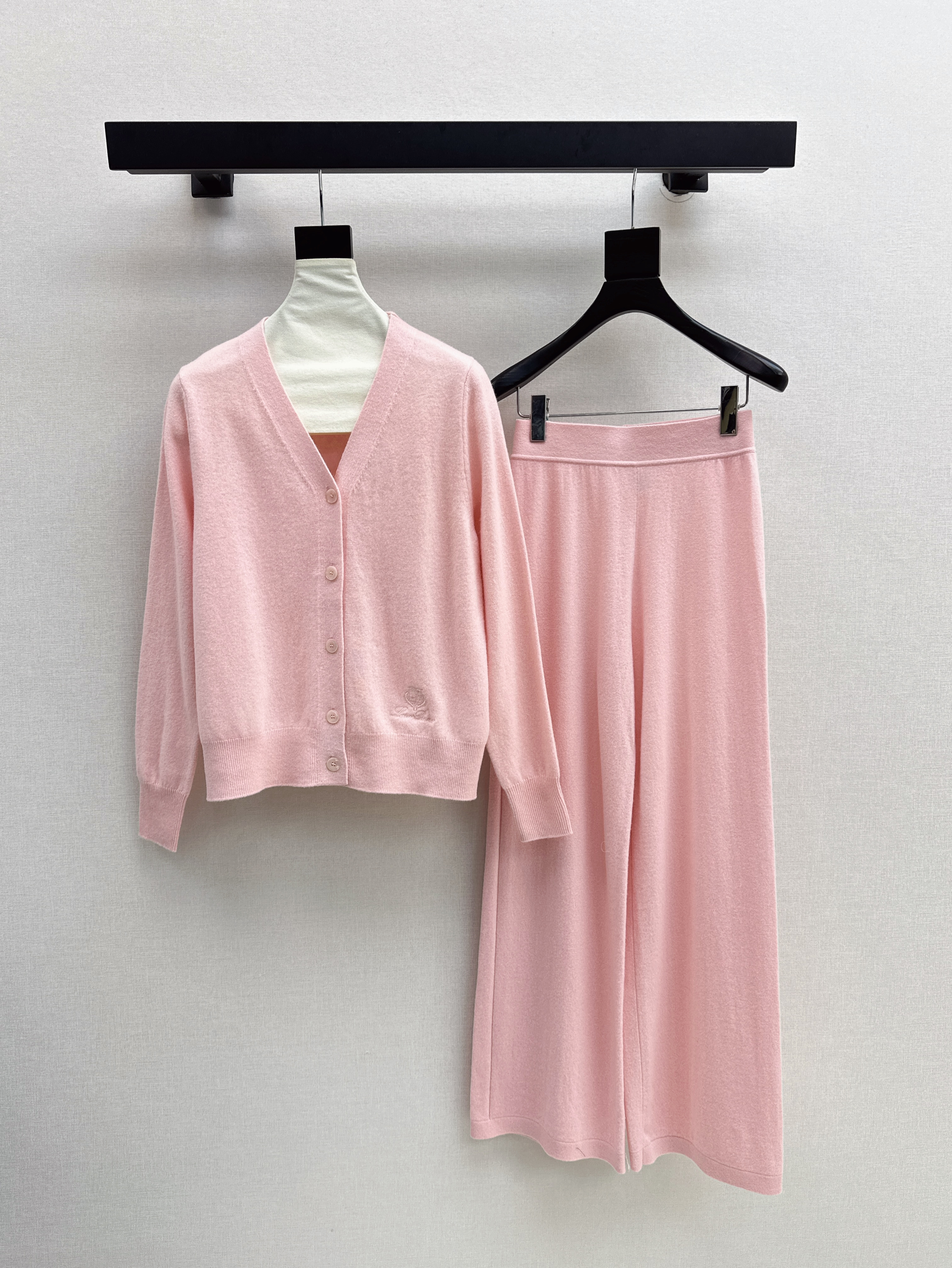 Loro Piana 로로피아나 니트 가디건 + 팬츠 세트 의류