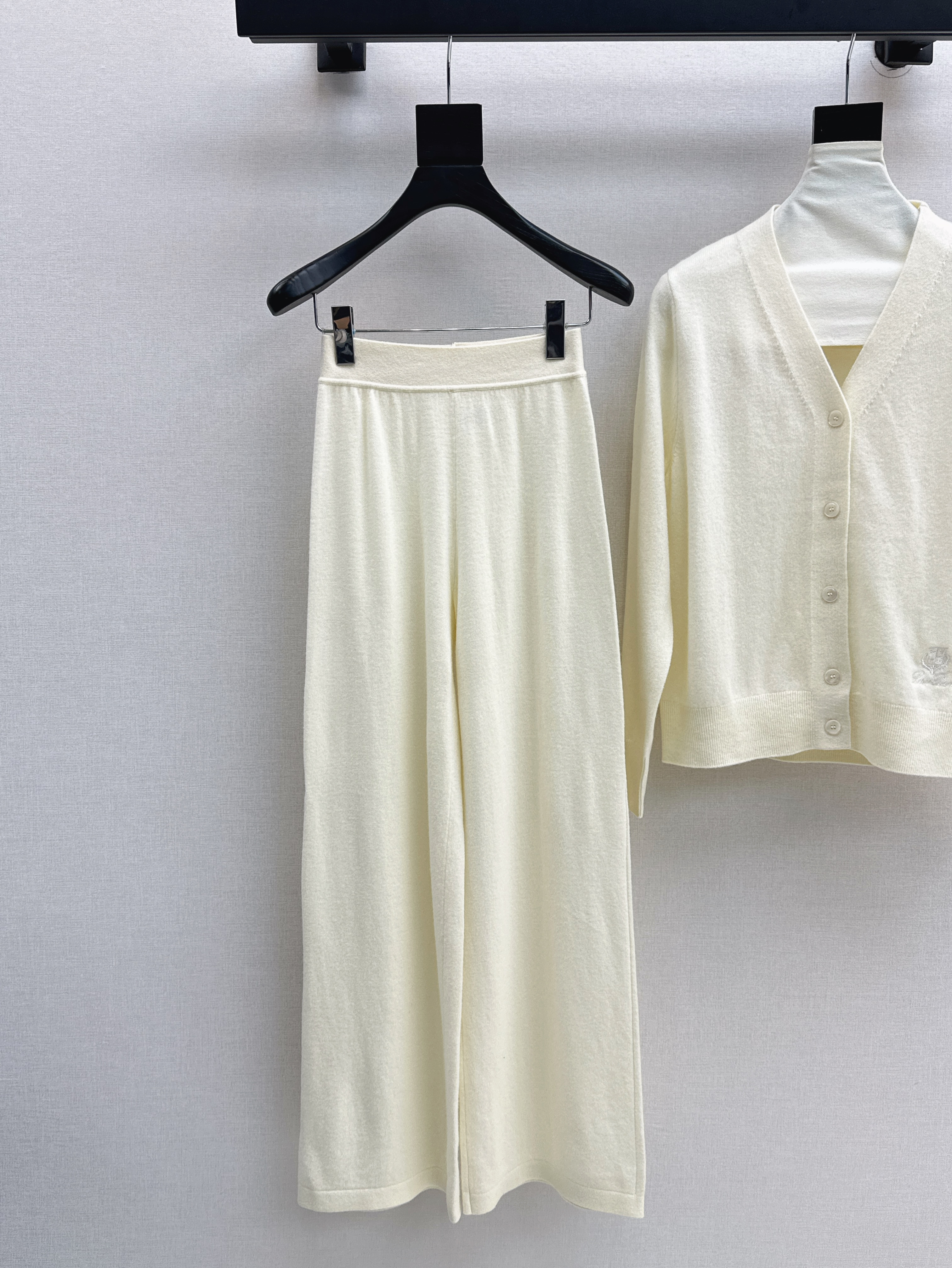 Loro Piana 로로피아나 니트 가디건 + 팬츠 세트 의류