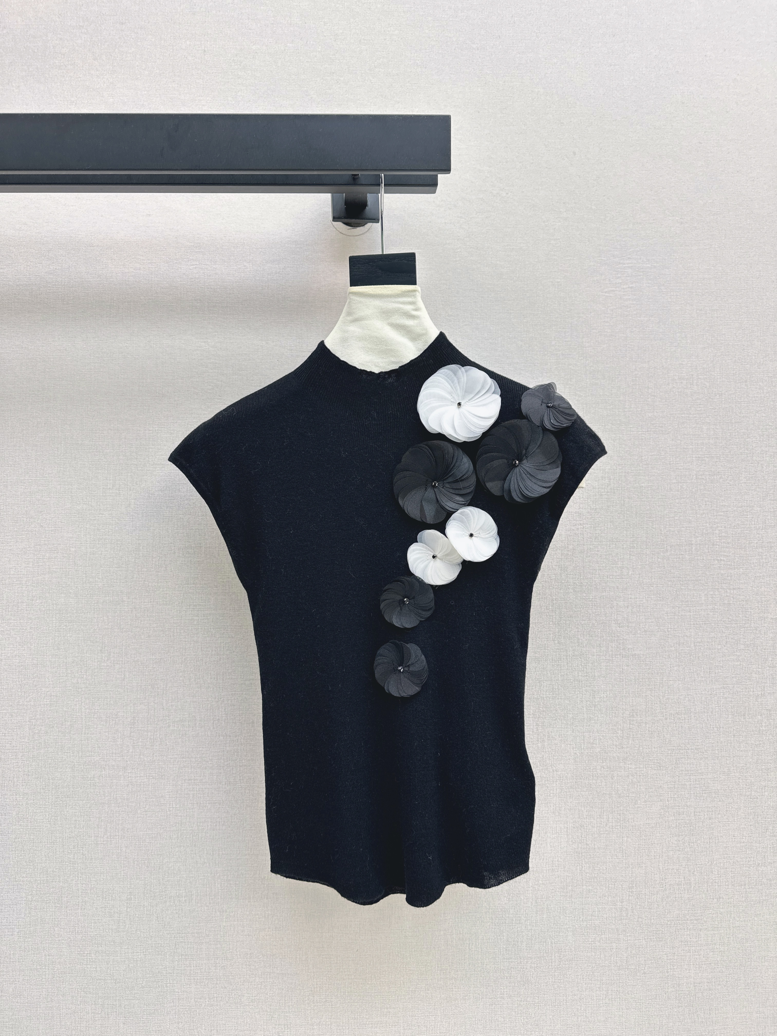 Chanel 샤넬 플라워 디테일 울 니트 의류