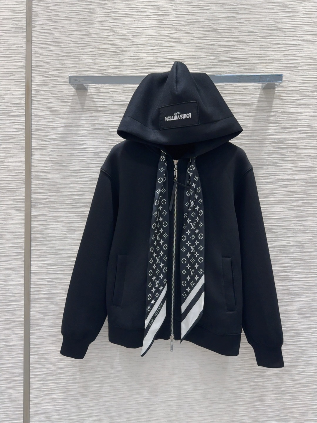 LV 루이비통 후드집업 자켓 의류