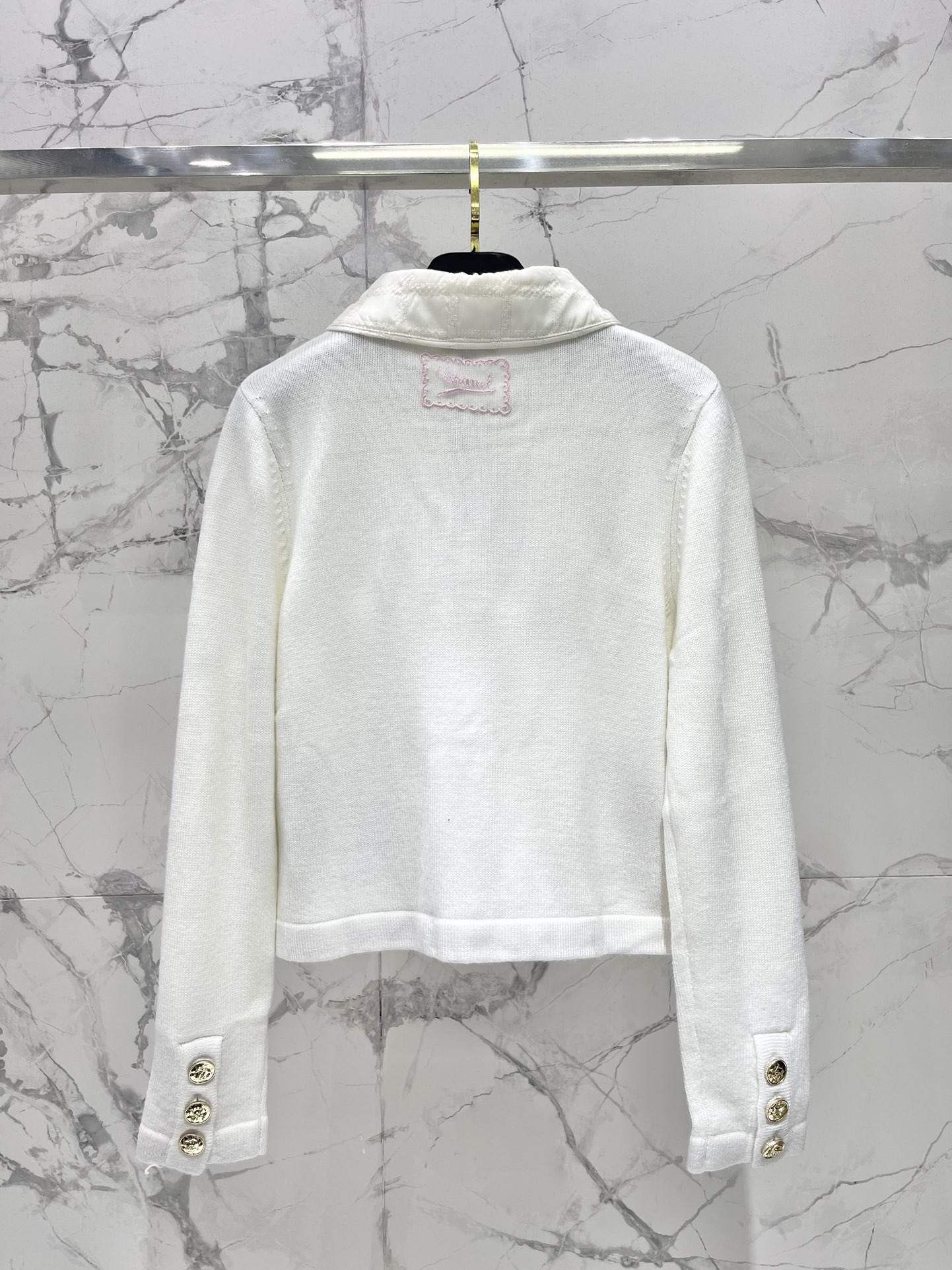 CHANEL 샤넬 로고 캐시미어 가디건 의류