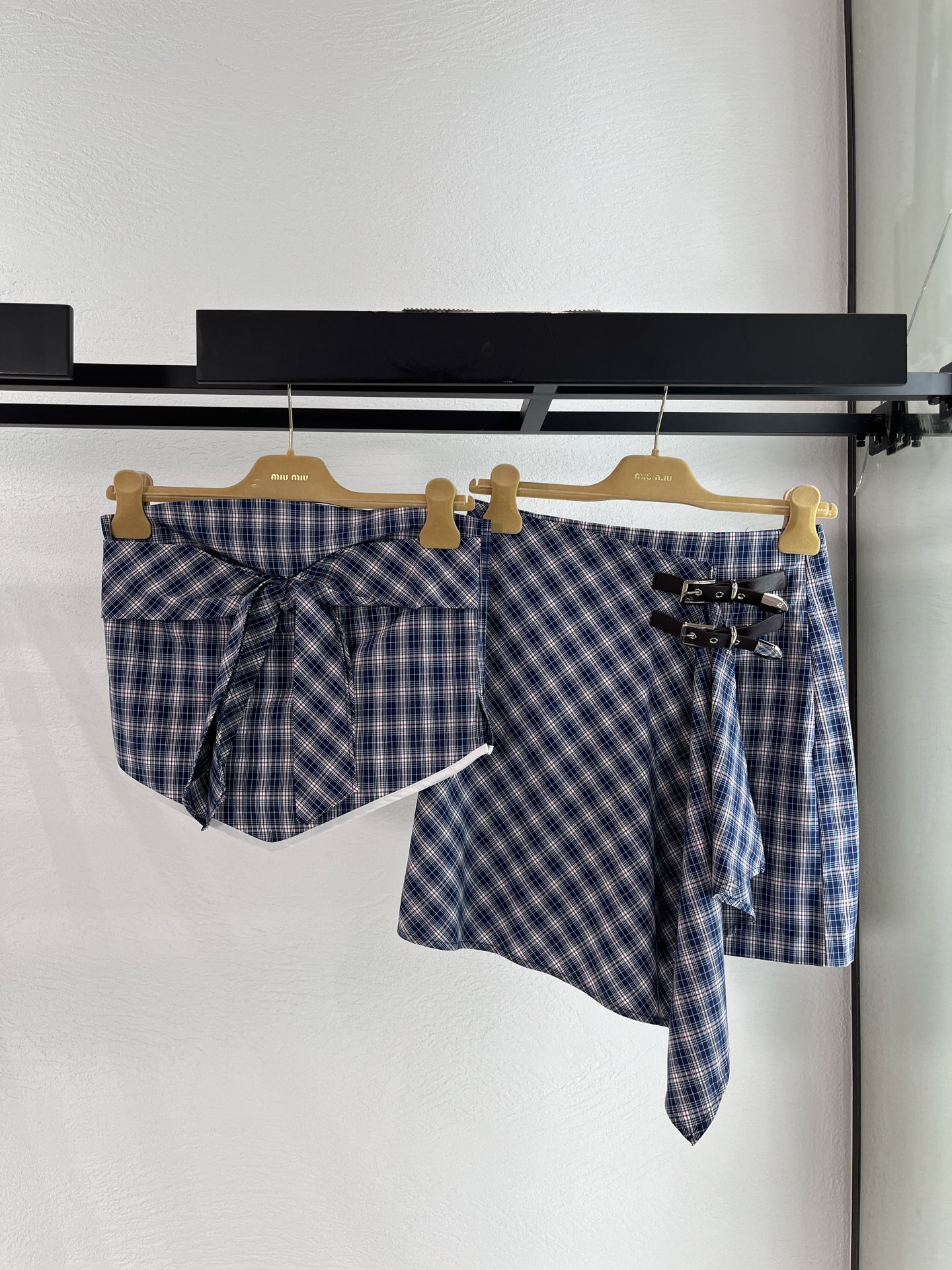 miumiu 미우미우 튜브탑 + 스커트 치마 상의 하의 세트 의류