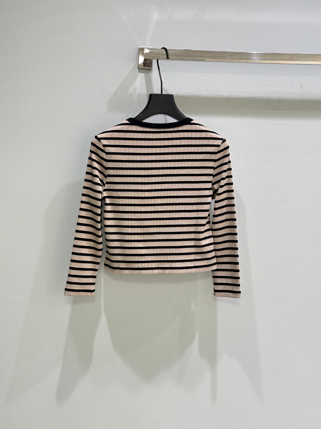 miumiu 미우미우  배색 스트라이프 라운드넥 긴팔 티셔츠 의류