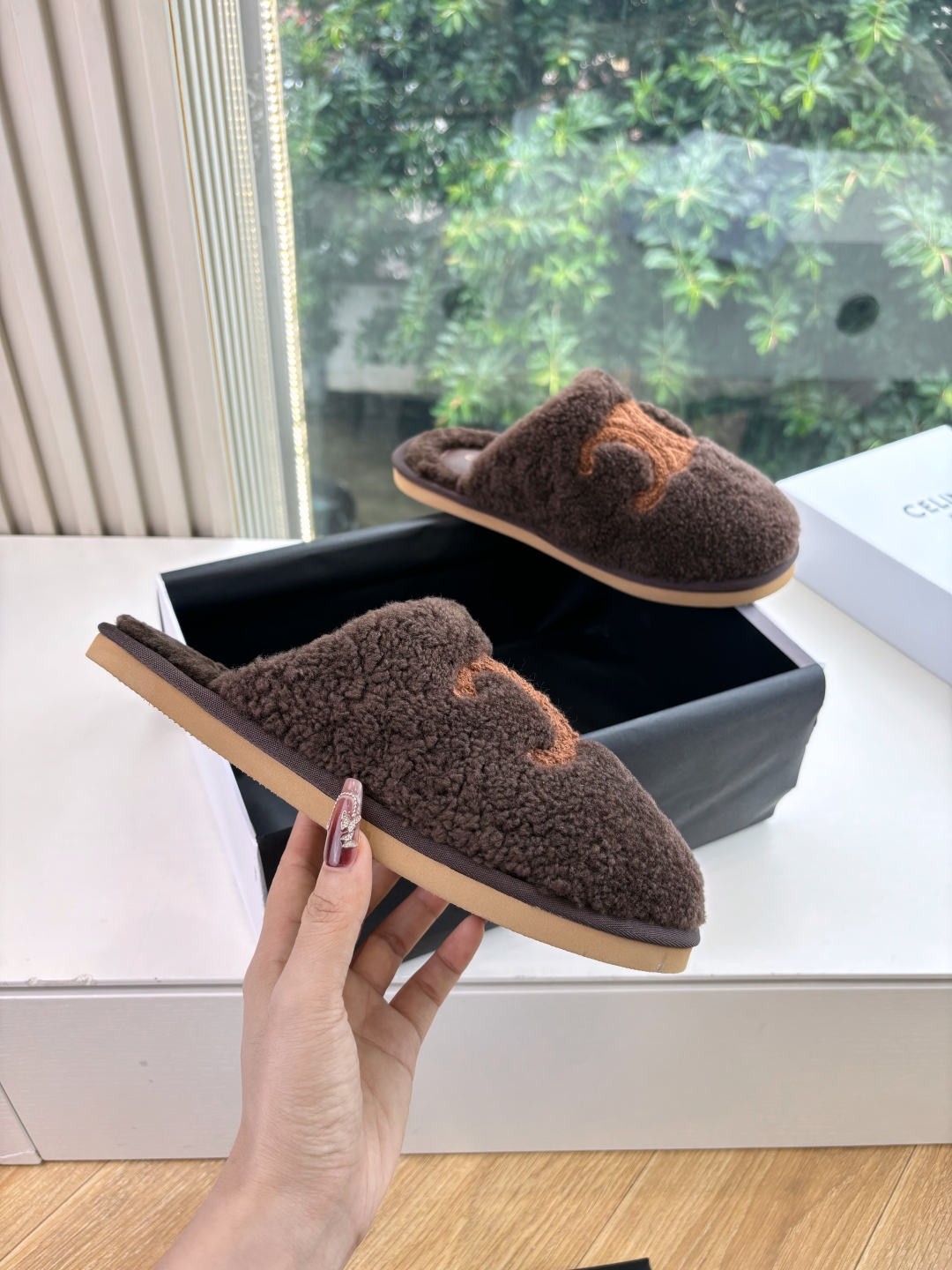 Celine 셀린느 앞코 슬리퍼 퍼 슈즈 신발