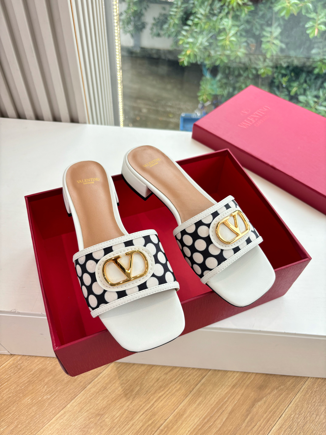 VALENTINO 발렌티노 샌들 구두 신발