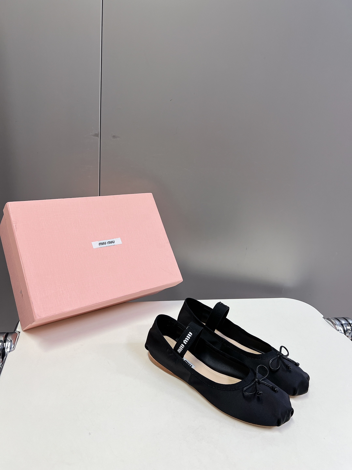 miumiu 미우미우 클래식 발레리나 플랫 슈즈 단화 신발