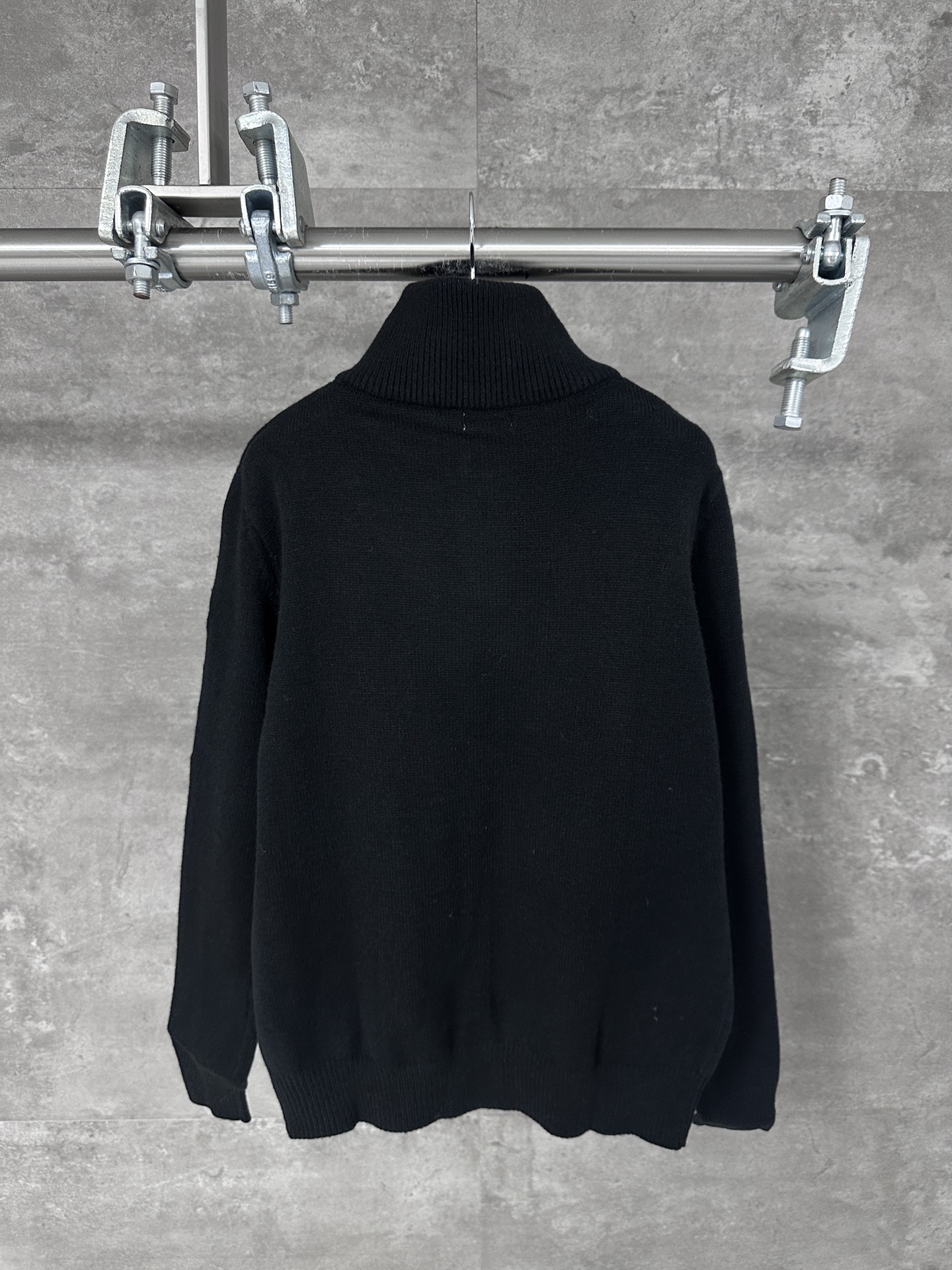 Celine 셀린느 하프 지퍼 하이넥 긴팔 스웨터 니트 의류