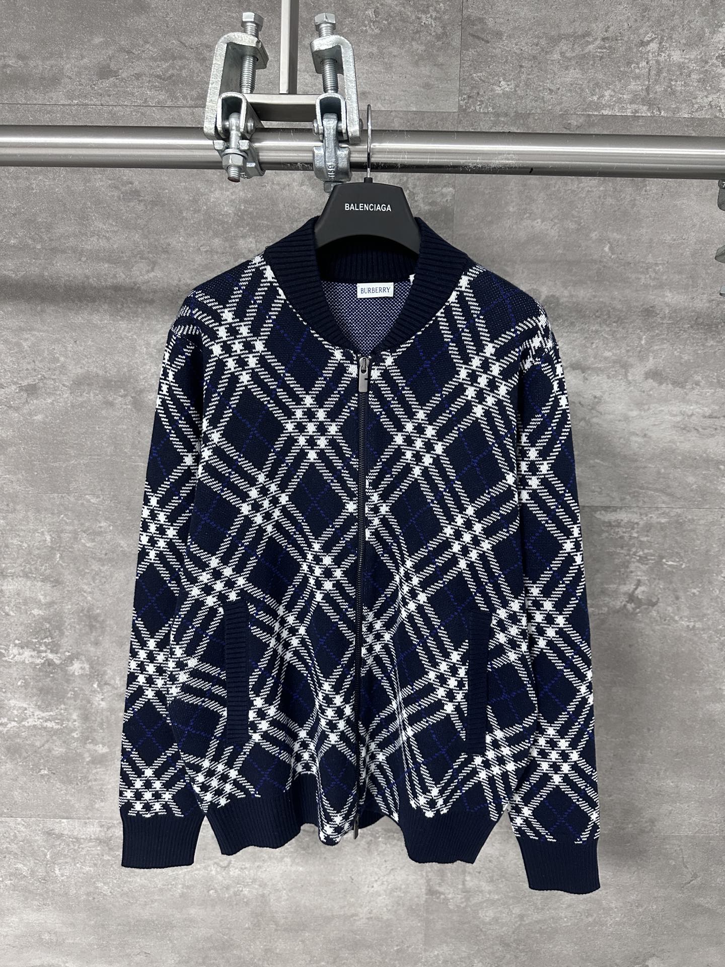 Burberry 버버리 지퍼 니트 자켓 의류