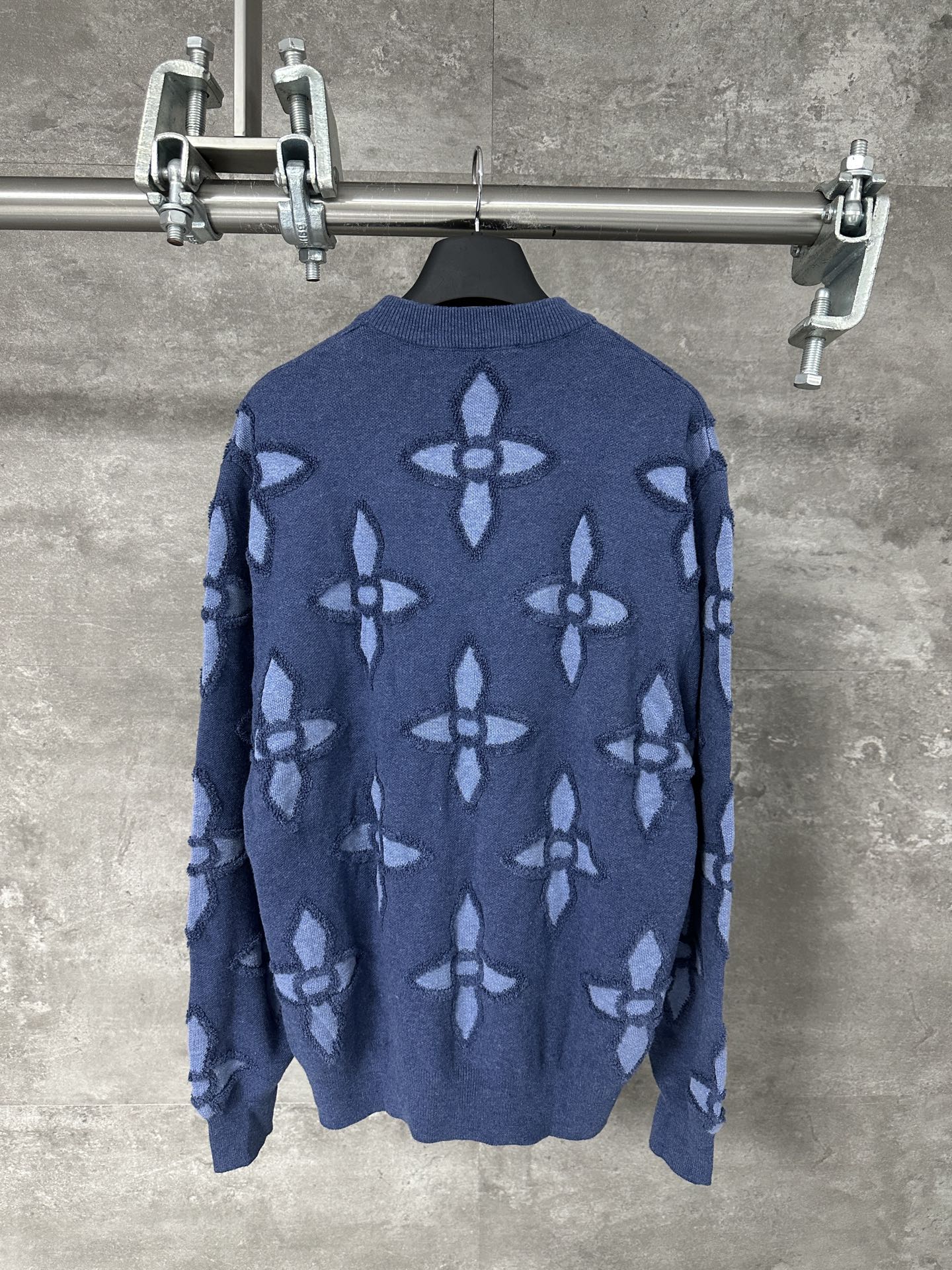 LV 루이비통 긴팔 니트 스웨터 의류