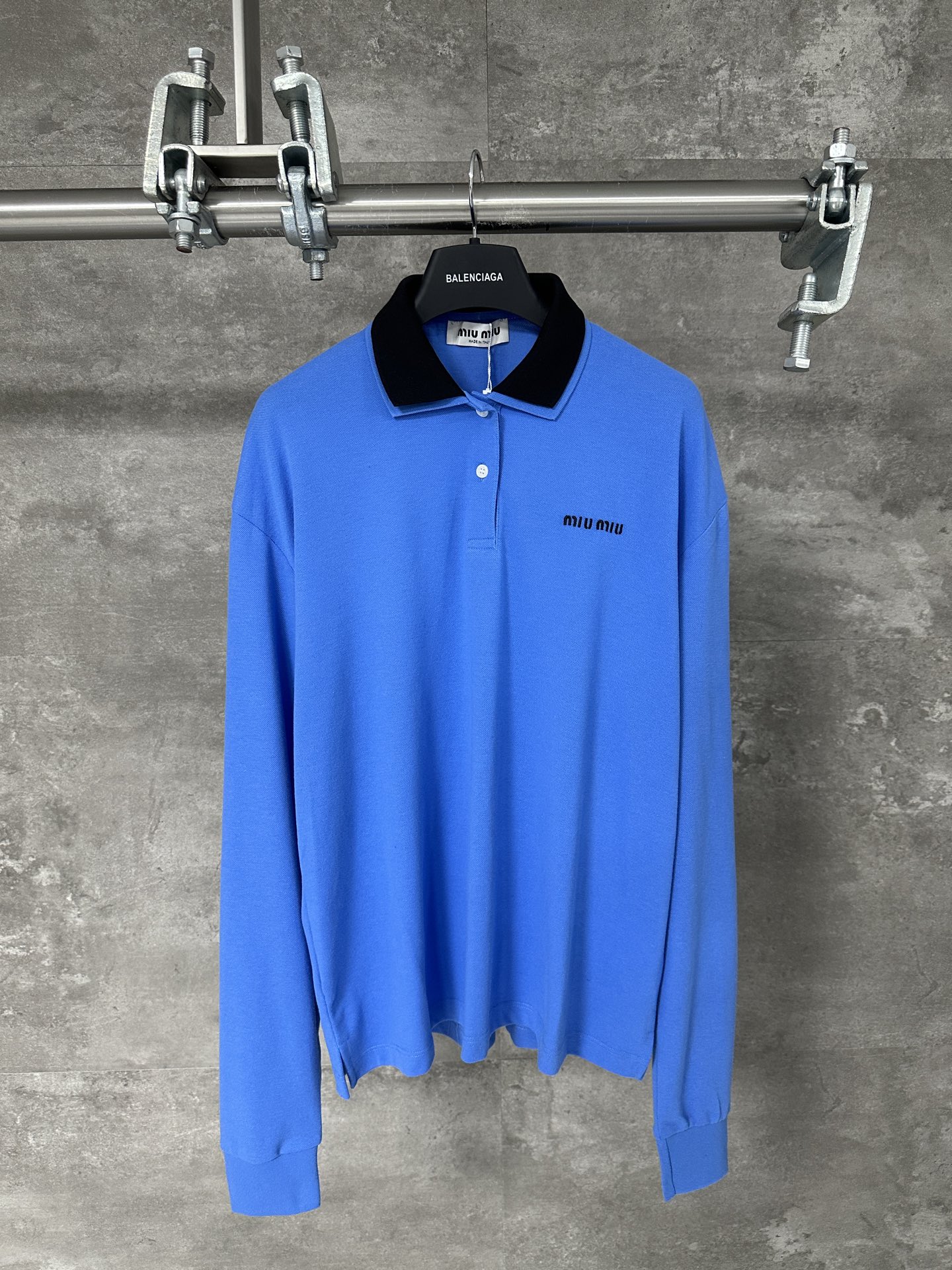 miumiu 미우미우 카라 긴팔티 의류