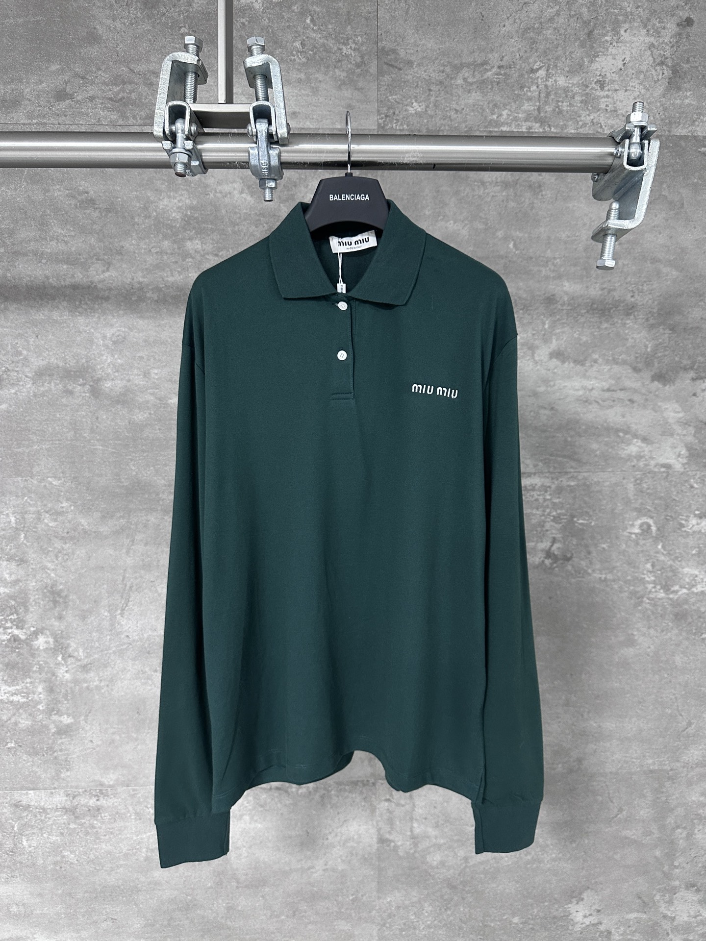 miumiu 미우미우 카라 긴팔티 의류