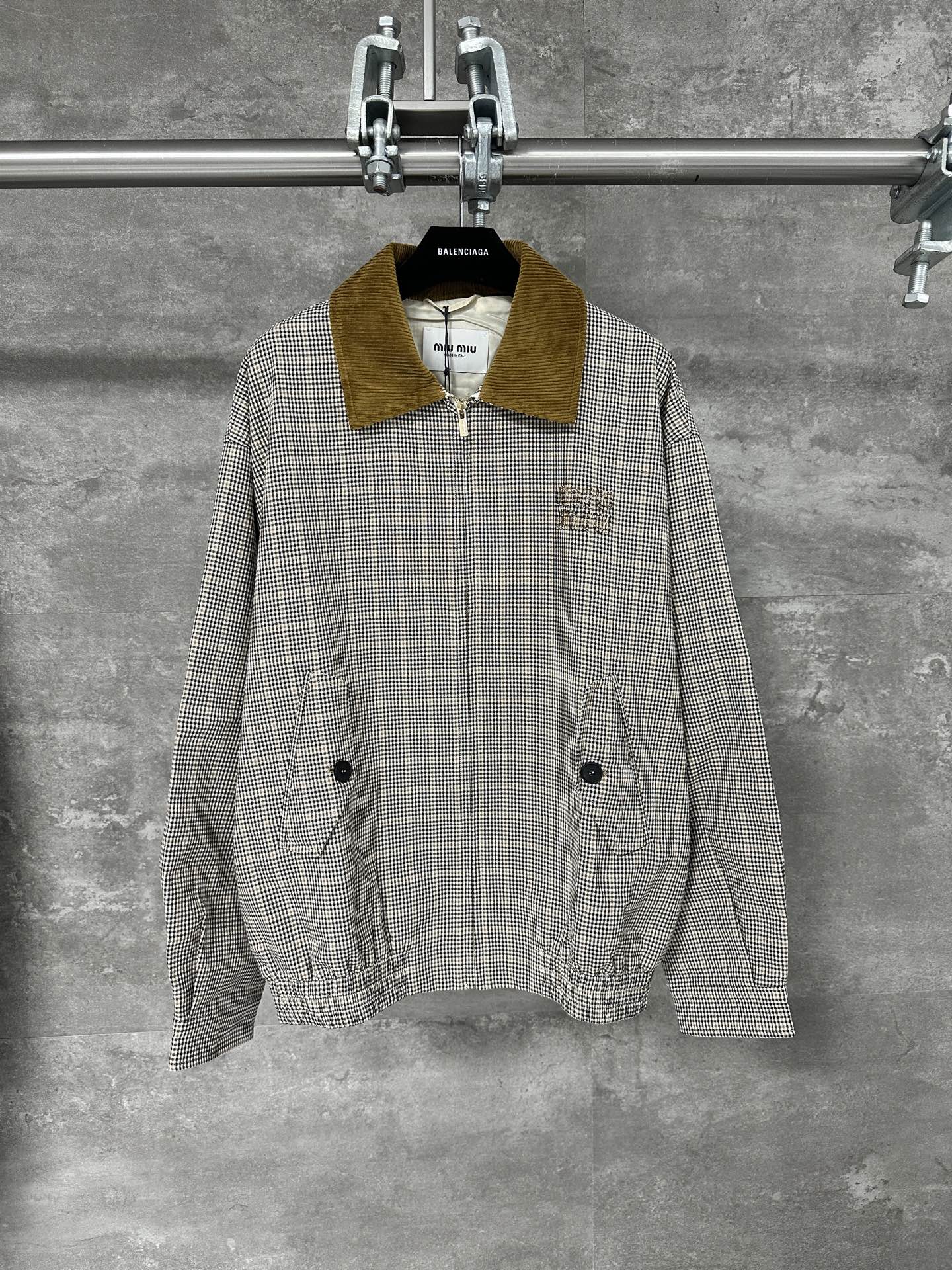 MIUMIU  미우미우 체크 패턴 자켓 아우터 의류