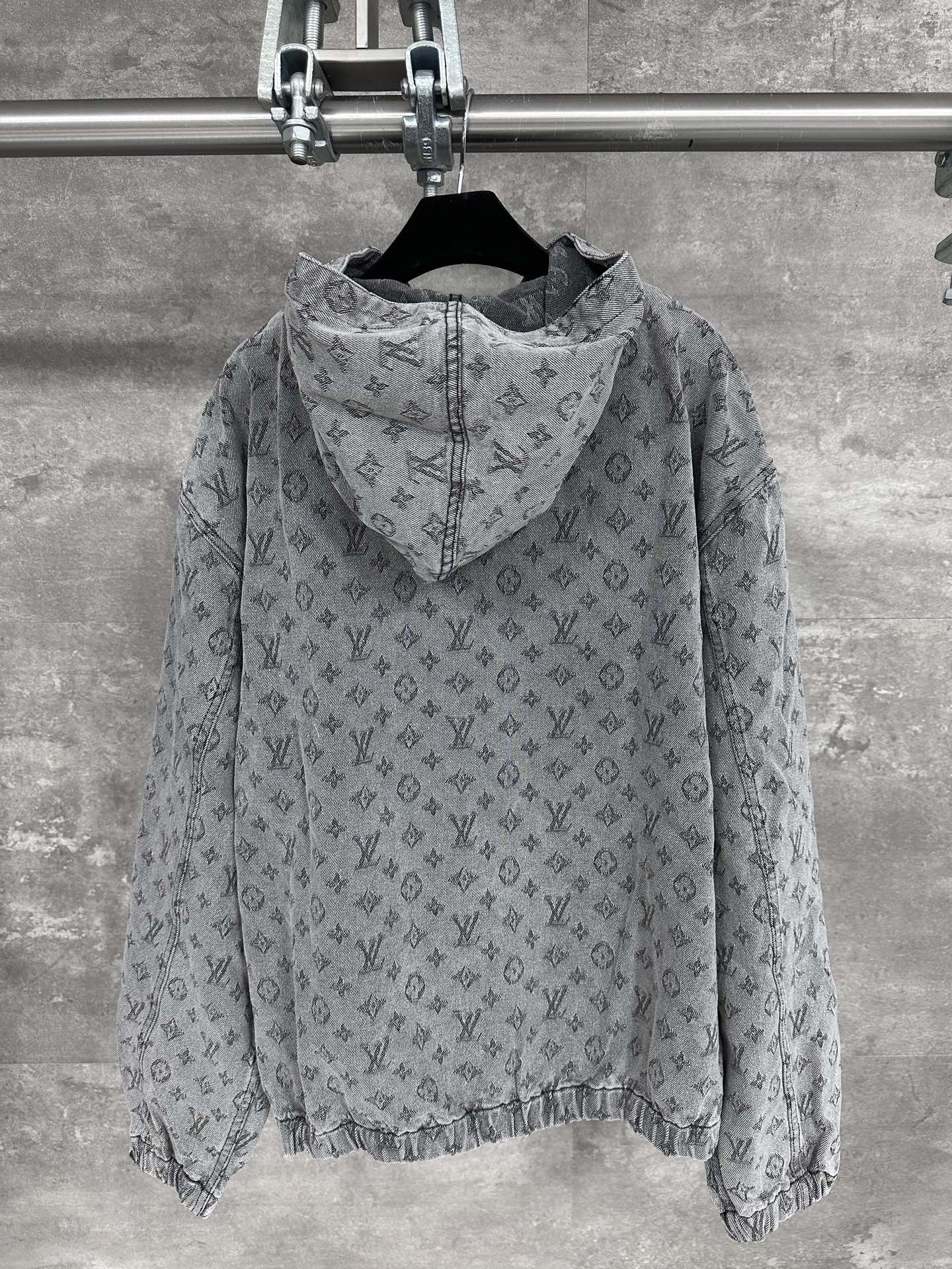 LOUIS VUITTON LV 루이비통 자카드 올오버 후드 자켓 의류