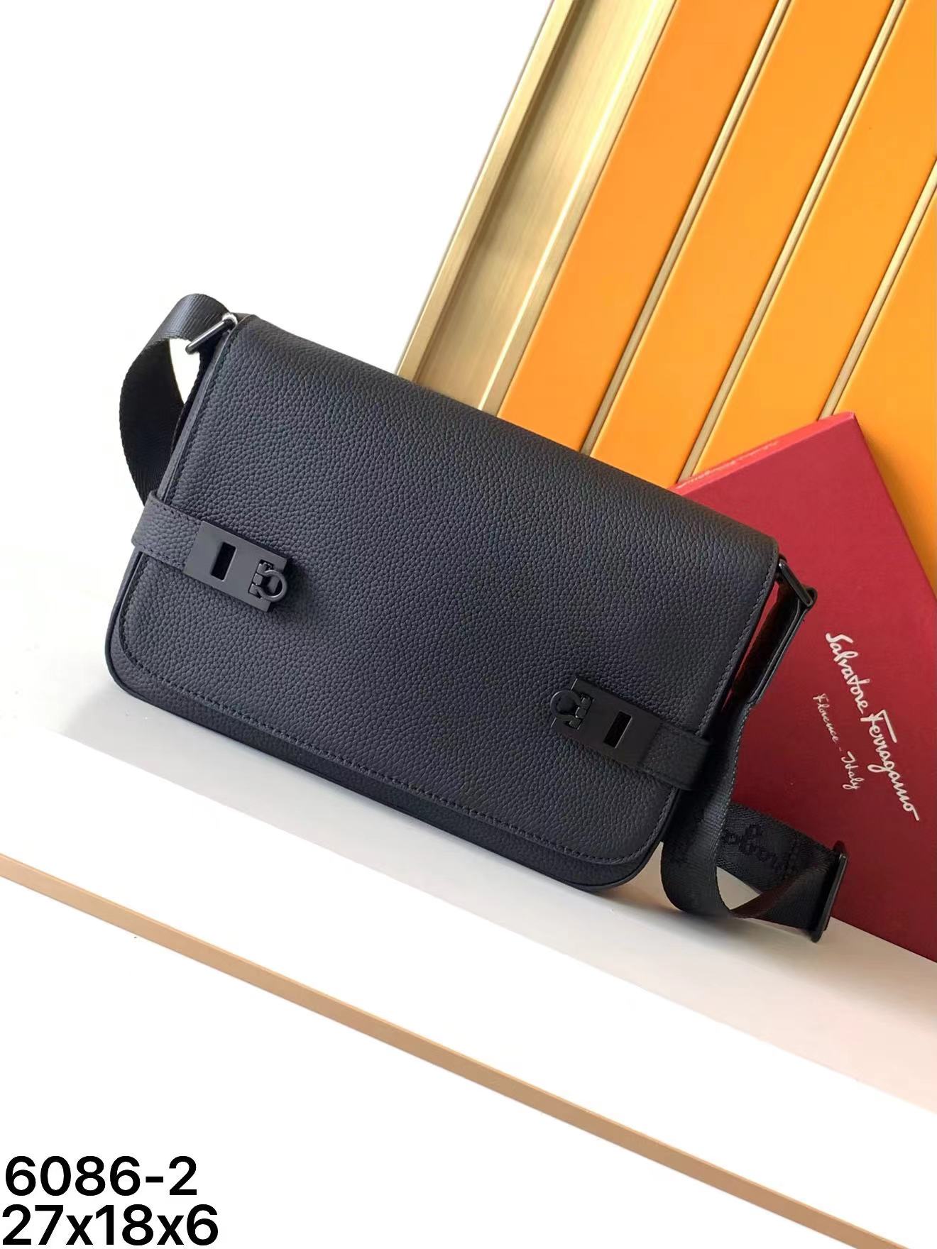 Ferragamo 페라가모 크로스백 메신저백 가방 6086-2