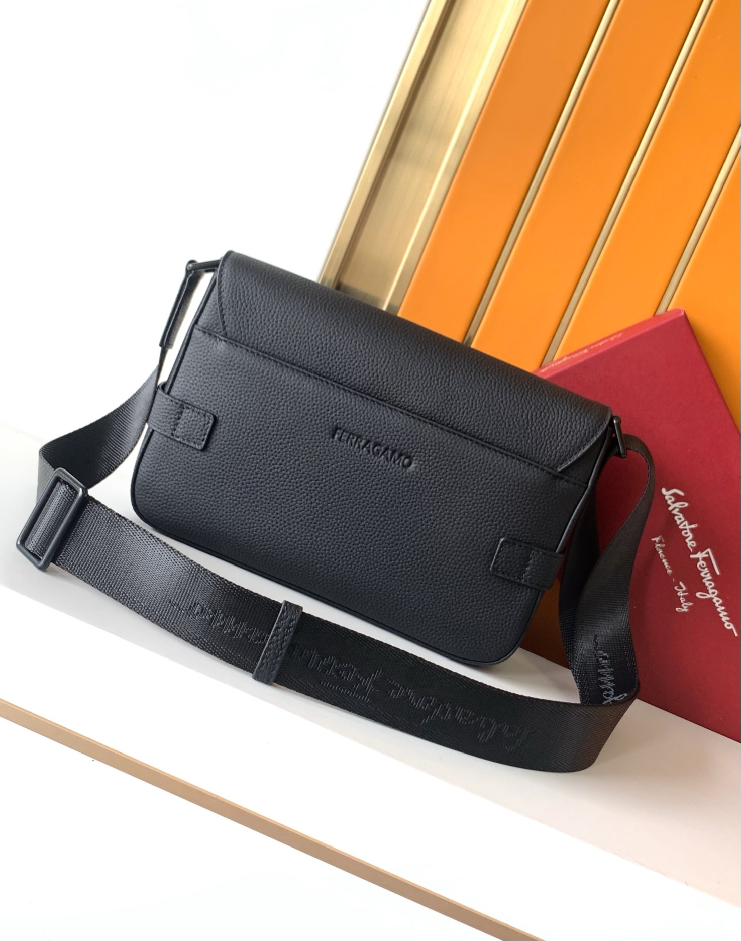 Ferragamo 페라가모 크로스백 메신저백 가방 6086-2