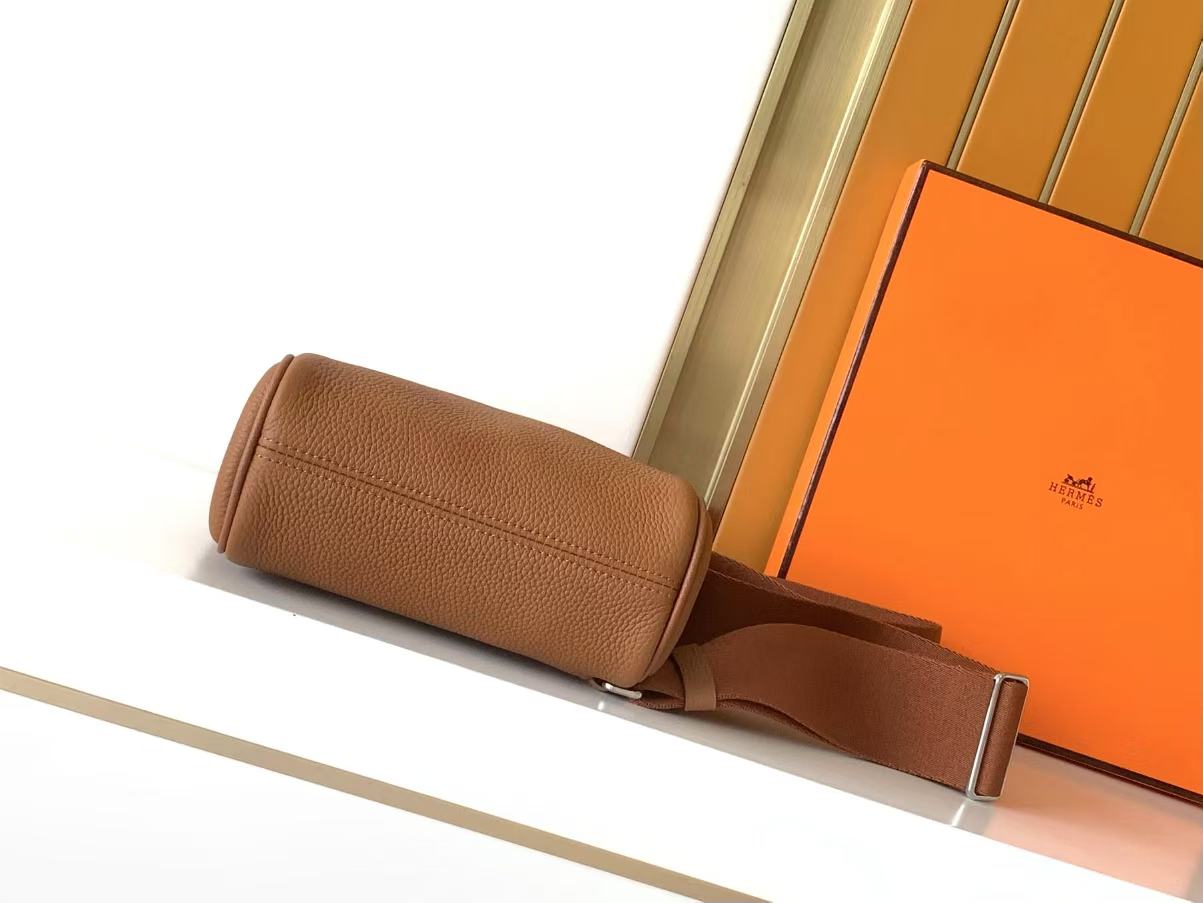 Herems Hac a Dos PM backpack 에르메스 핵아도 가방