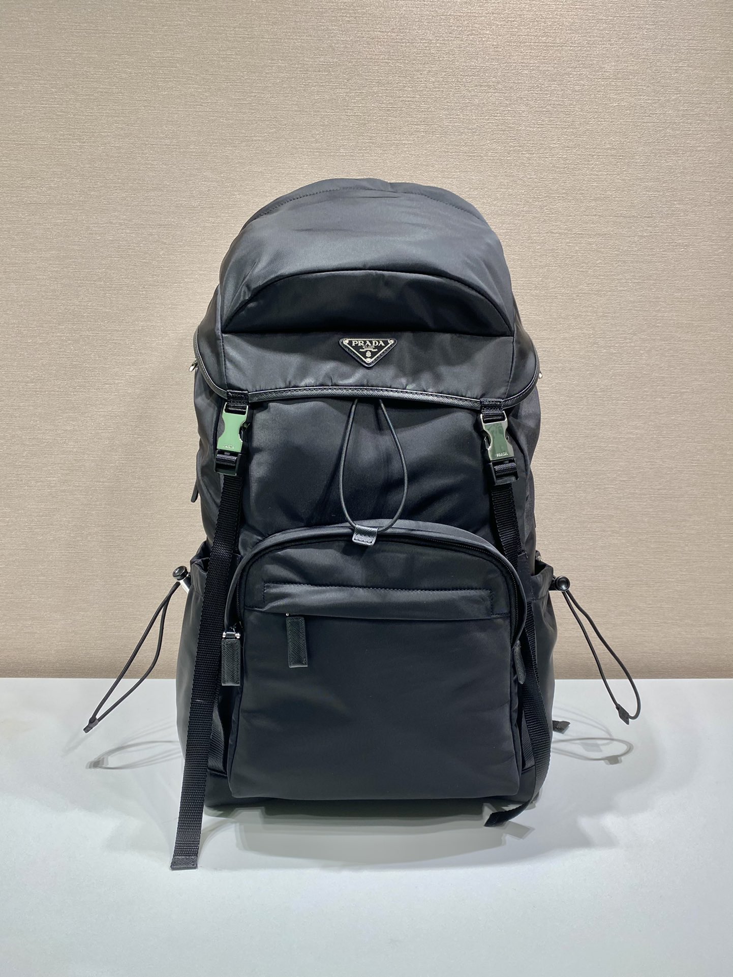 PRADA 프라다 백팩 가방 2VZ090