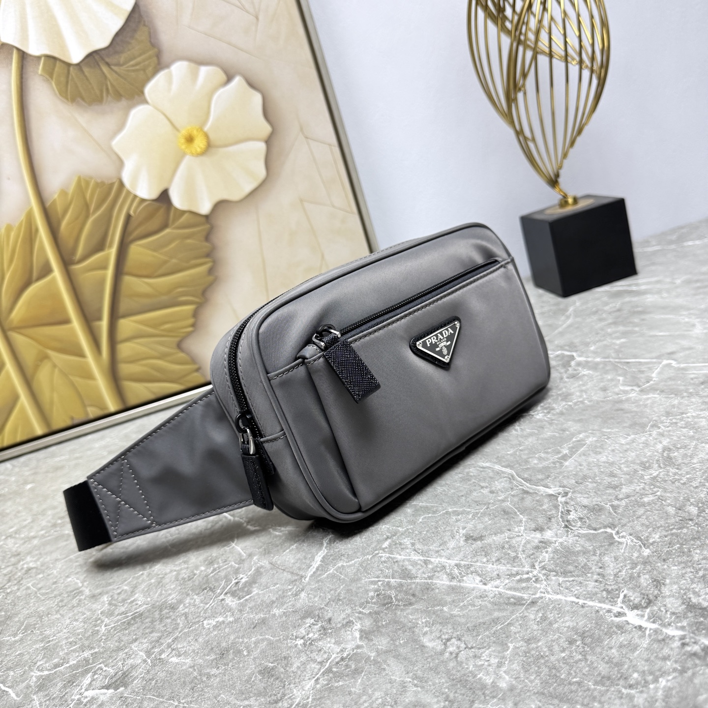 PRADA 프라다 벨트백 힙색 가방 2VL977