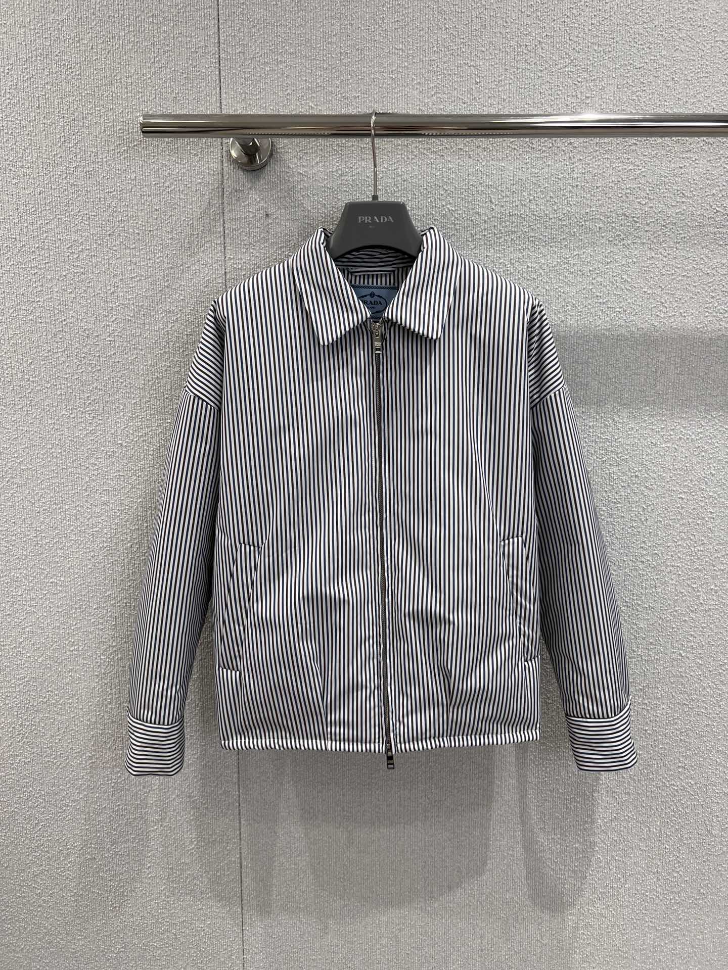 PRADA 프라다 스트라이프 카라 코튼 점퍼 자켓 의류