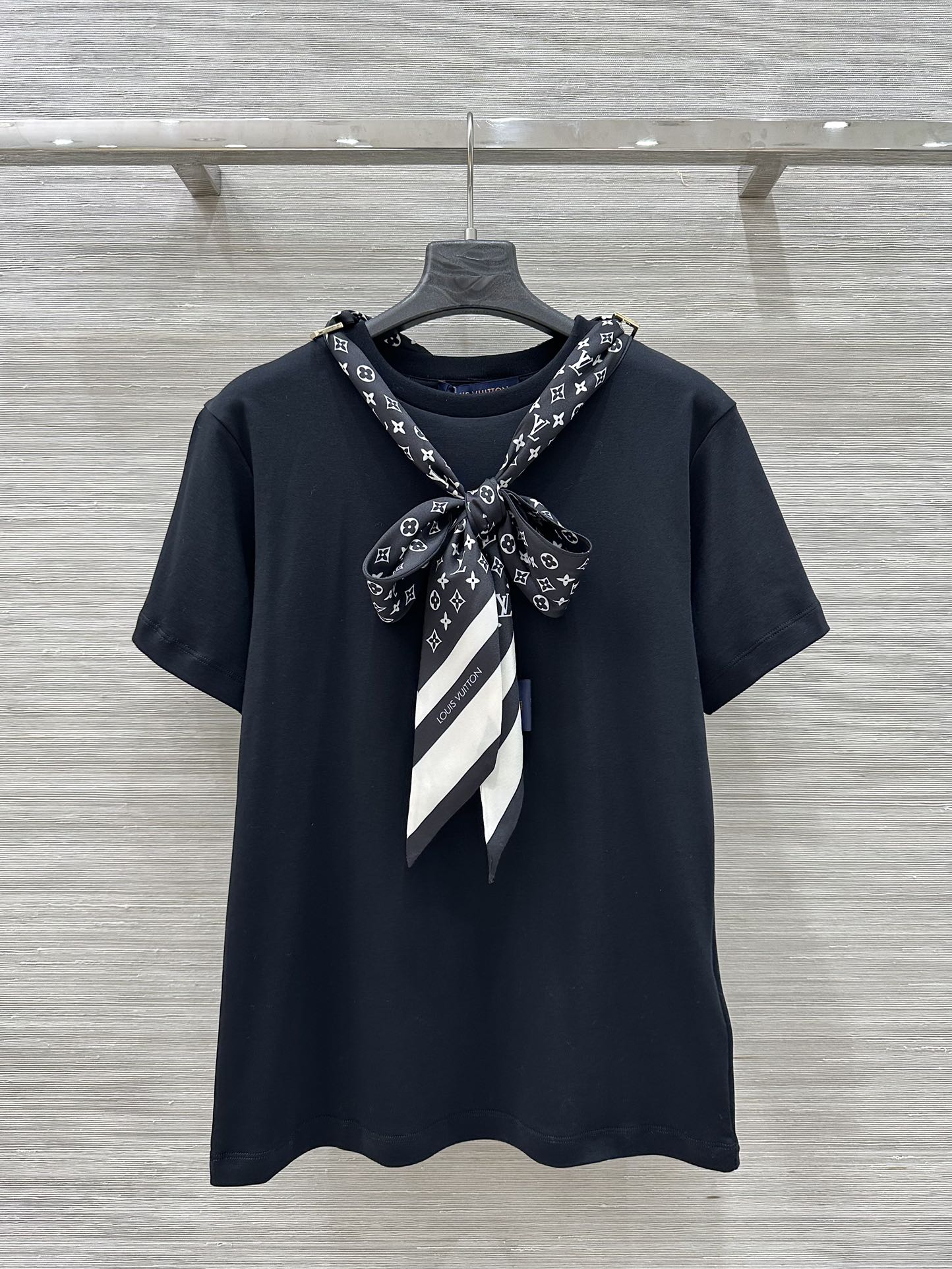 LV 루이비통 스카프 반팔 티셔츠 의류