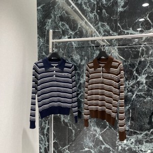 miumiu 미우미우 스트라이프 카라 니트 긴팔 의류