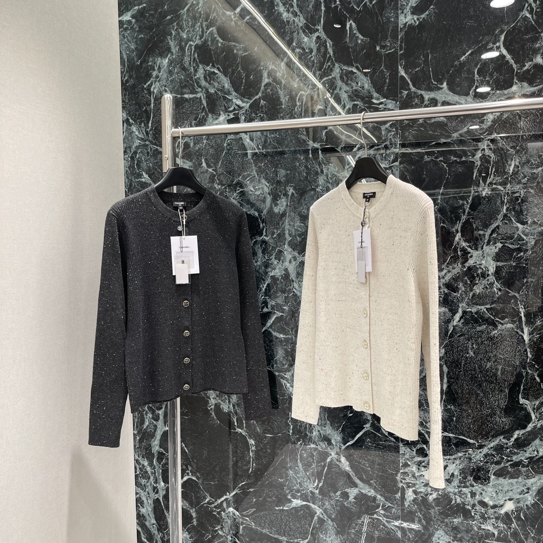 Chanel 샤넬  라운드넥 니트 가디건 의류