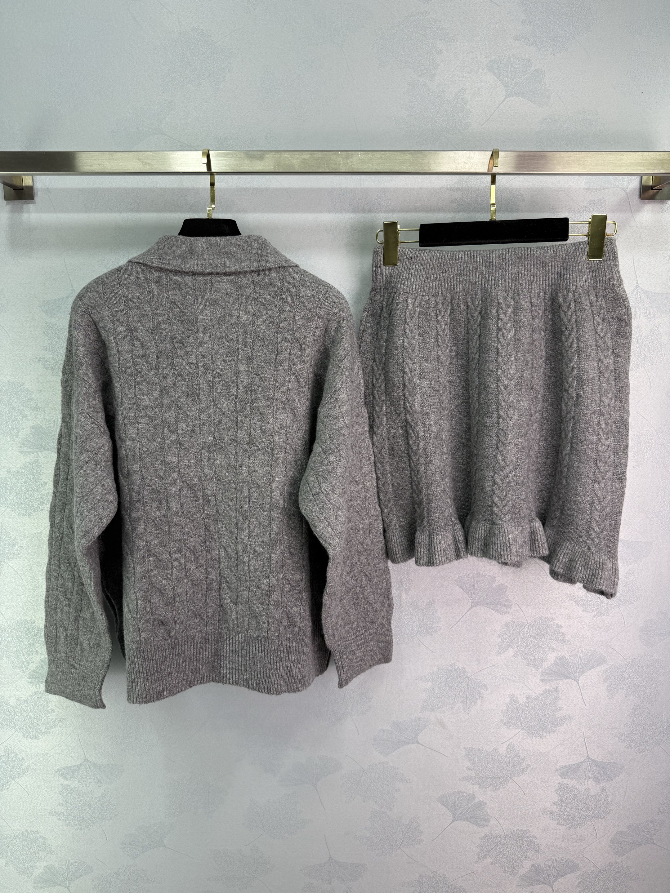 MiuMiu 미우미우 상의+하의 세트 의류