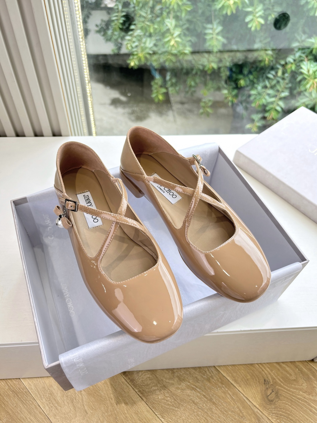 Jimmy Choo 지미추 진주 플랫 슈즈 단화 구두 신발