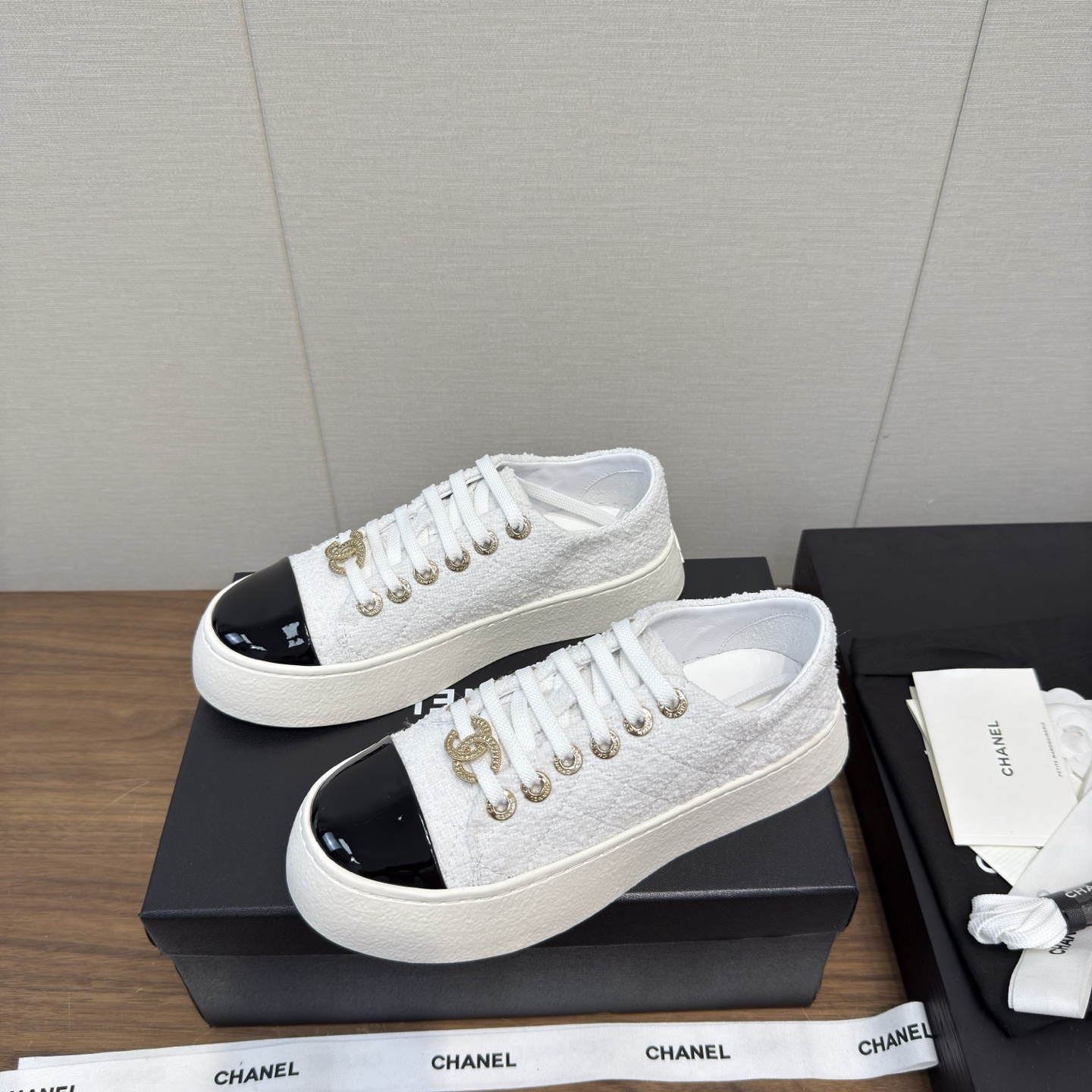 CHANEL 샤넬 스니커즈 신발