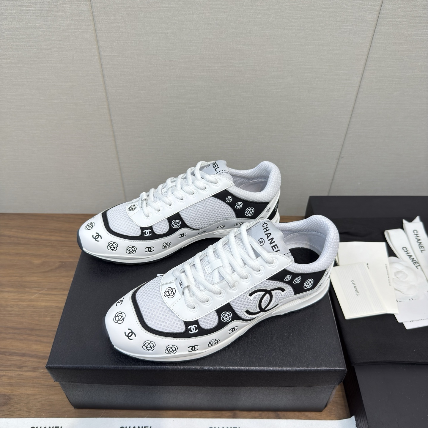 Chanel 샤넬 골드&실버 코너 3.0 캐주얼 스니커즈 신발