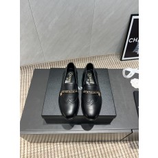 CHANEL 샤넬 원형토 체인 로퍼 구두 신발