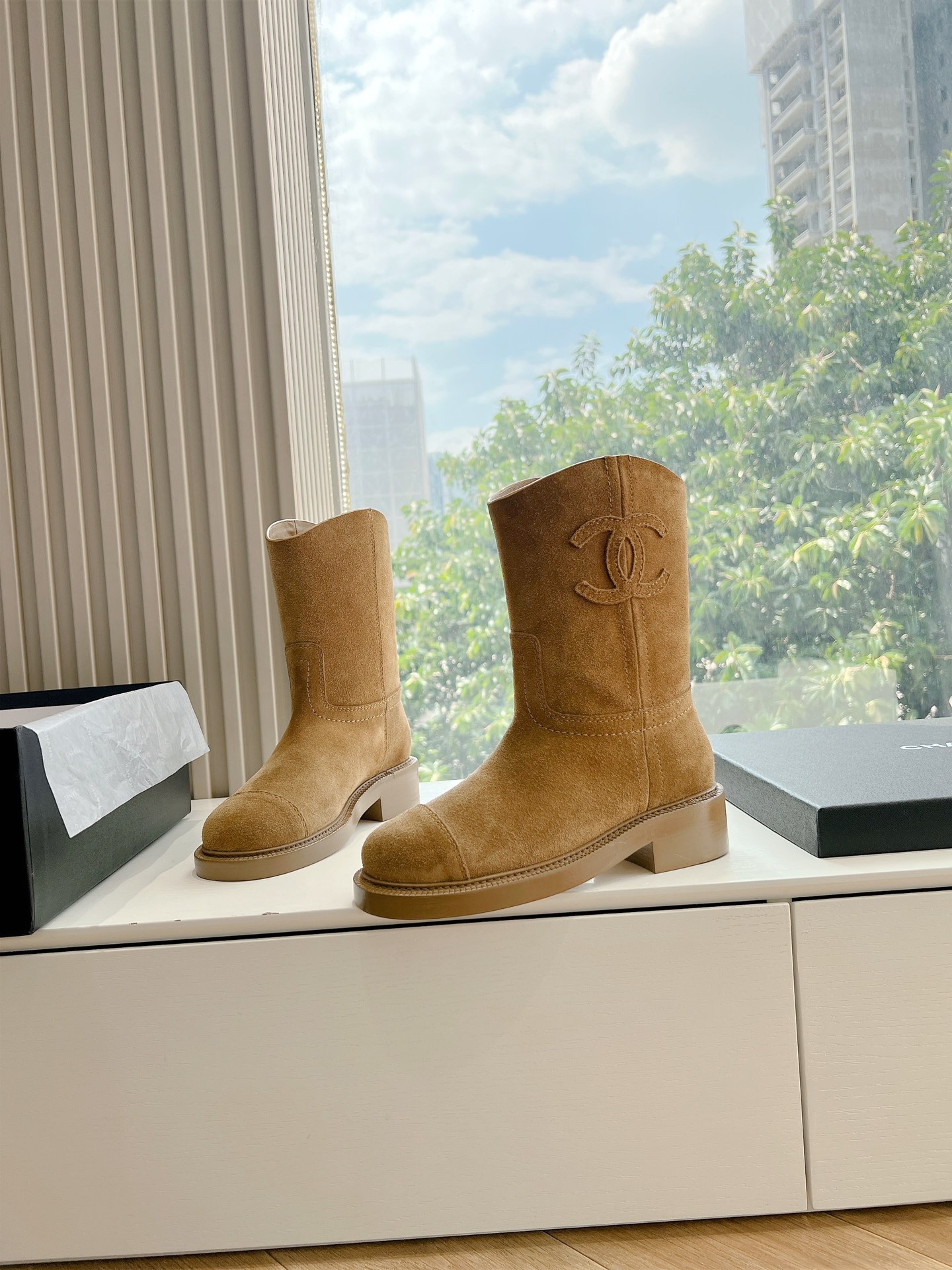 Chanel 샤넬 로고 라이더 부츠 신발