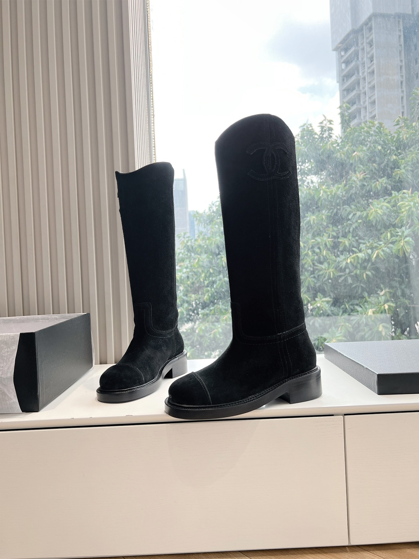 Chanel 샤넬 로고 라이더 부츠 신발