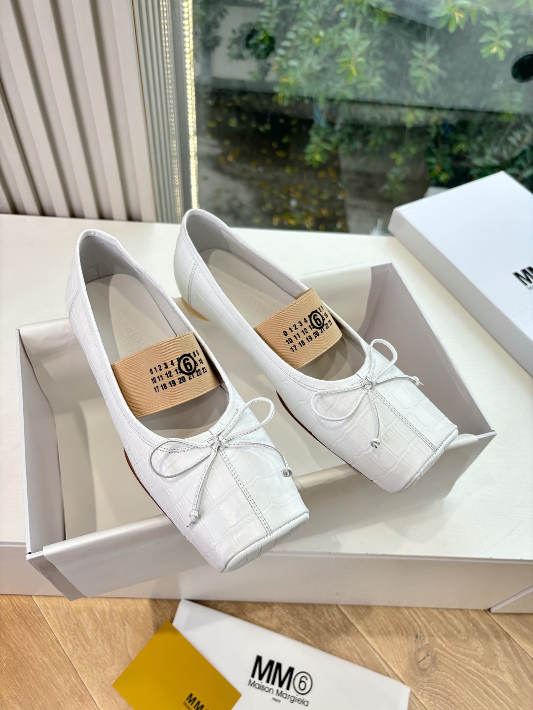 Maison Margiela MM6 메종 마르지엘라 플랫 슈즈 신발