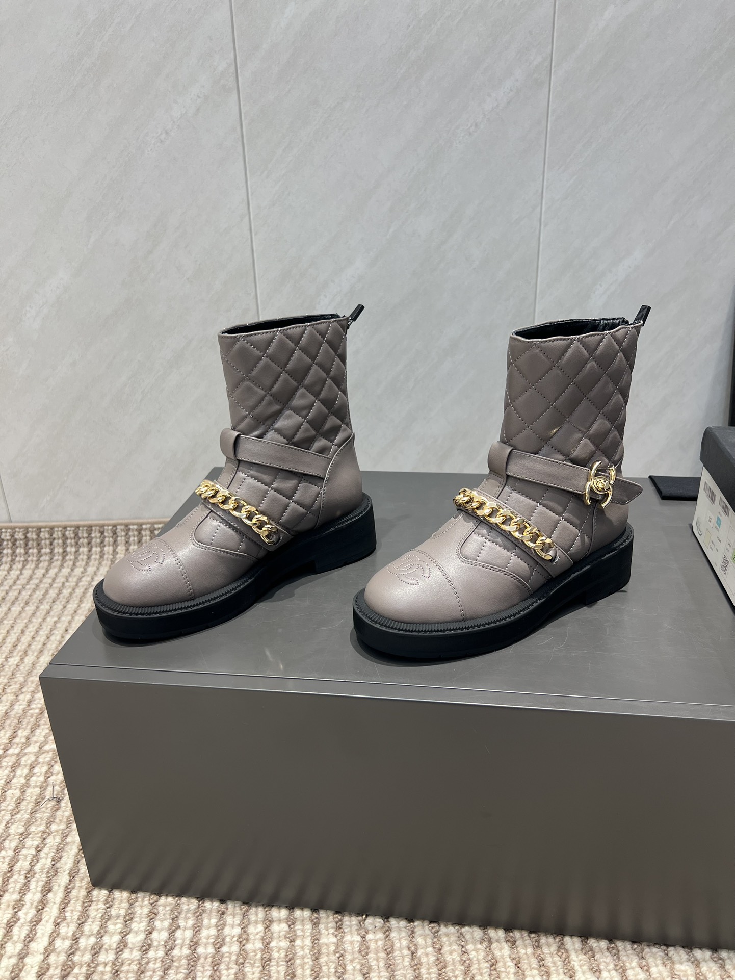 CHANEL 샤넬 앵클 부츠 신발