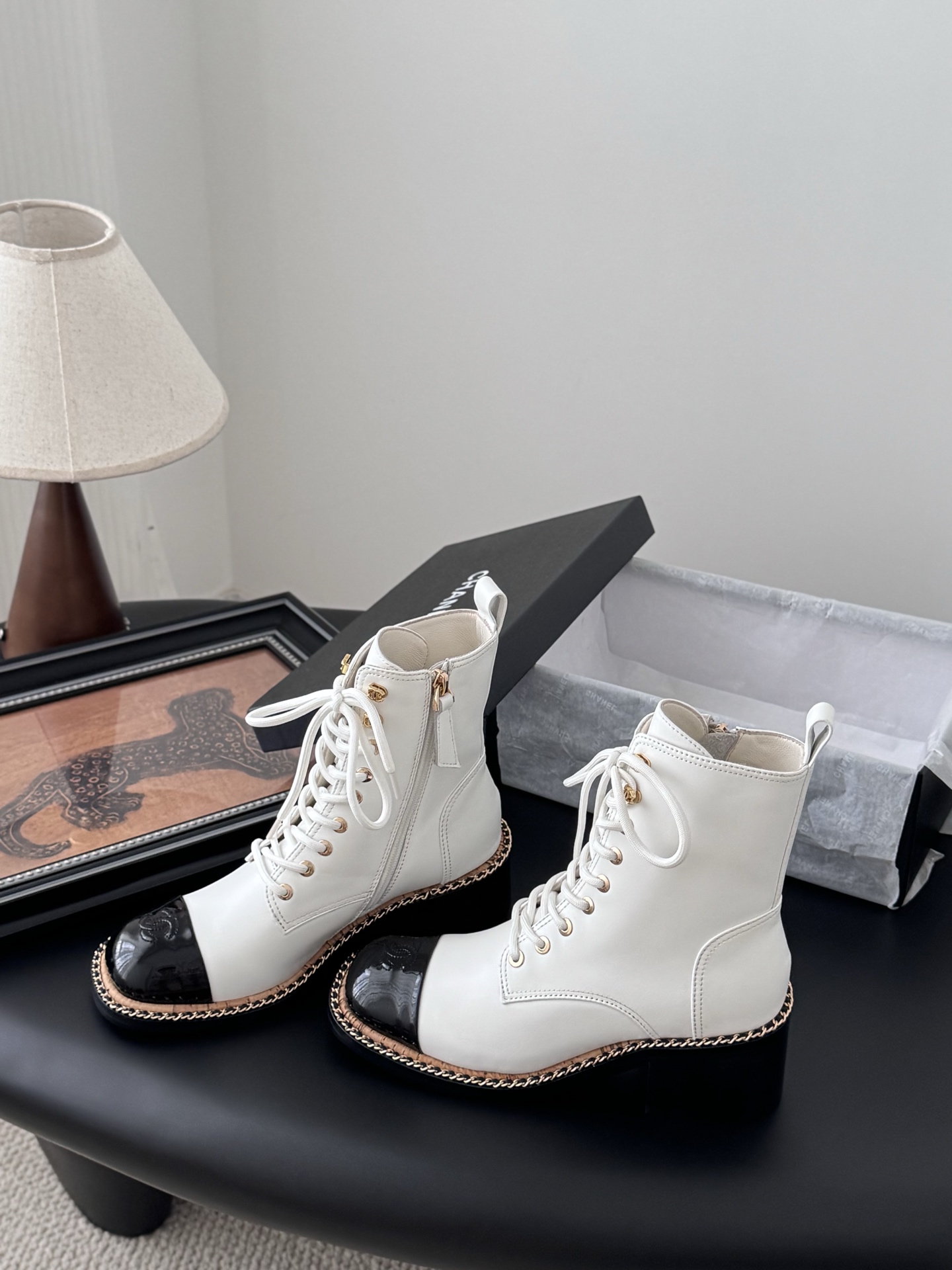 Chanel 샤넬 체인 부츠 신발