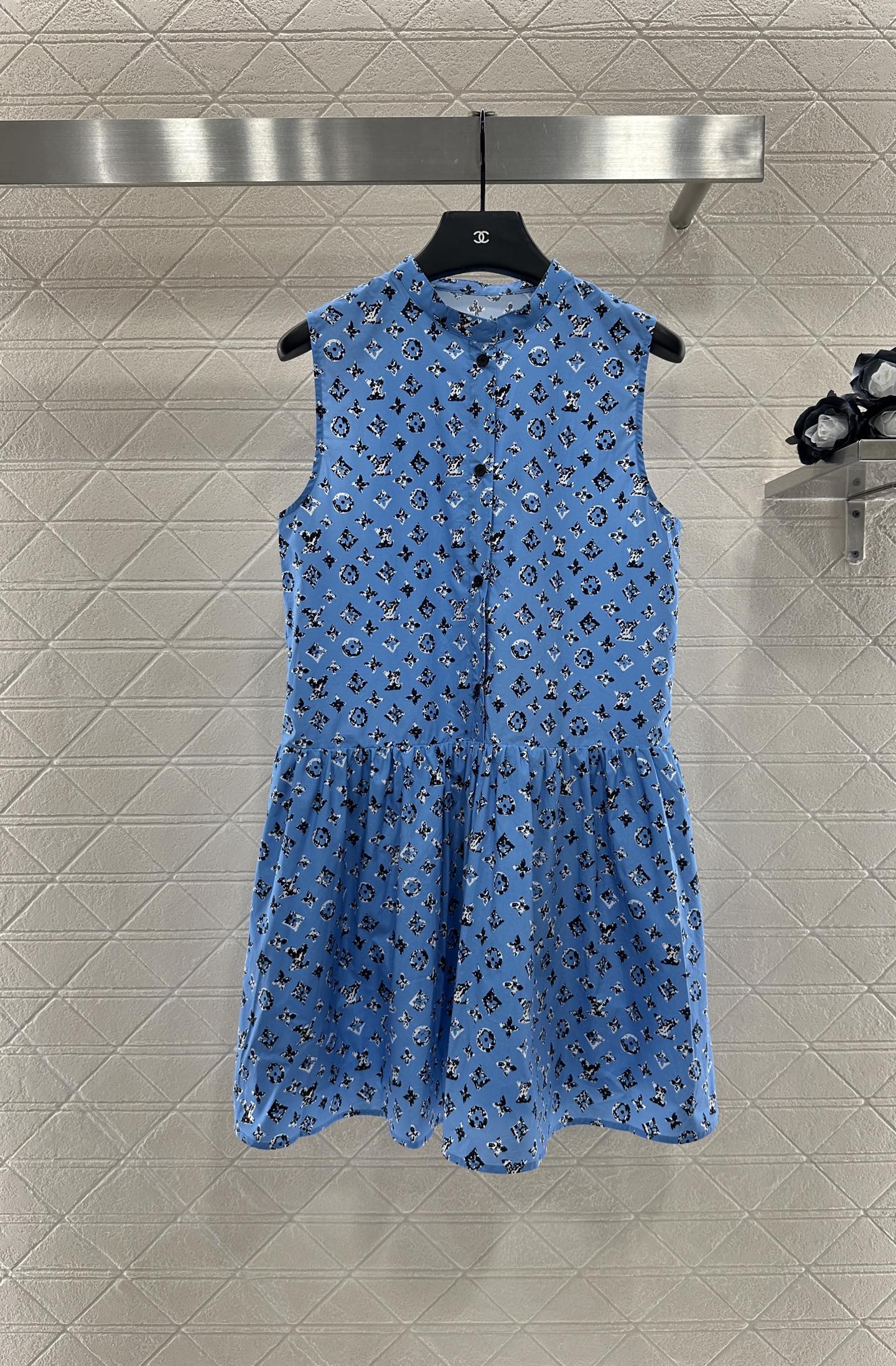 LV 루이비통 민소매 원피스 의류