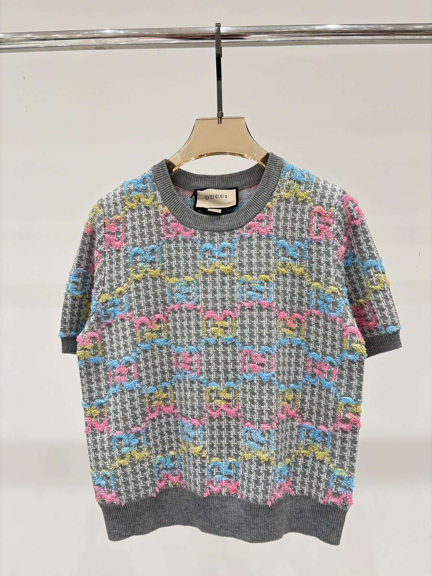 GUCCI 라운드넥 로고 니트 반팔 의류