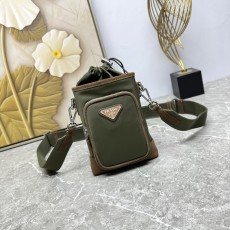 PRADA 프라다 휴대폰 크로스백 가방