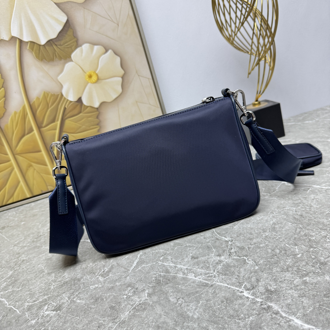 PRADA 프라다 크로스백 가방