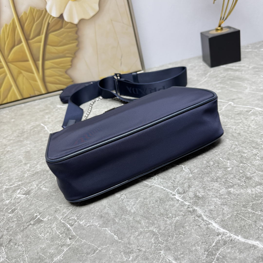 PRADA 프라다 크로스백 가방