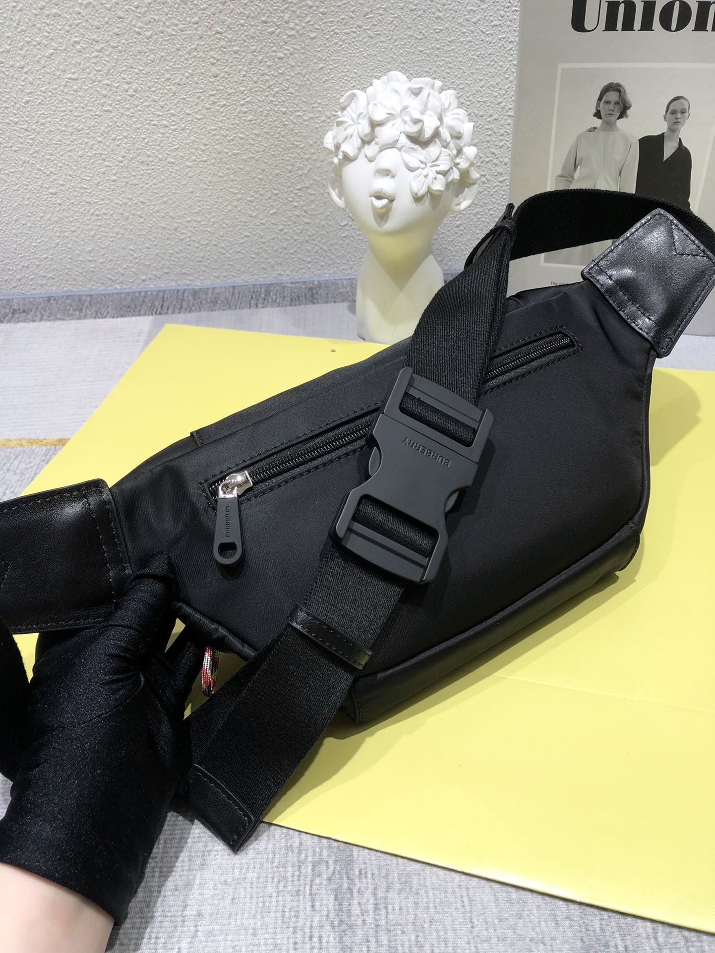 Burberry 버버리 힙색 가방