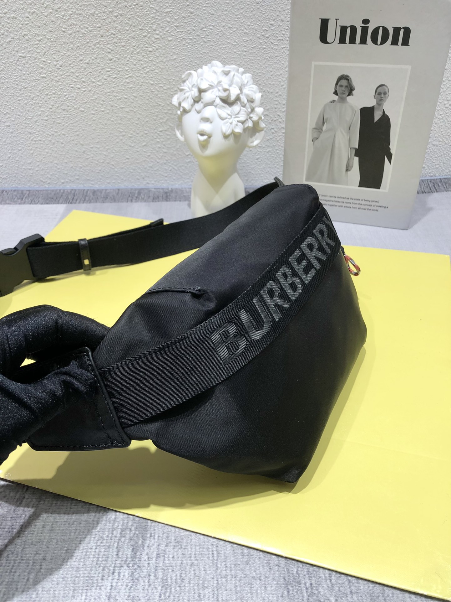 Burberry 버버리 힙색 가방