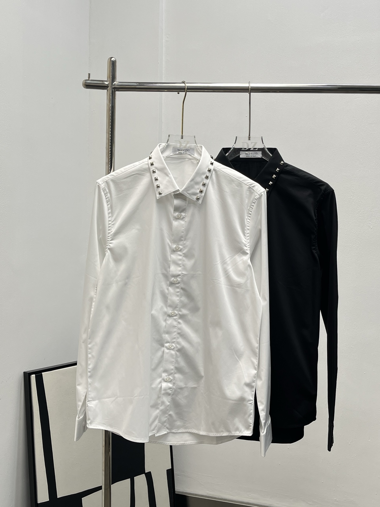 Valentino 발렌티노 스터드 장식 셔츠 의류