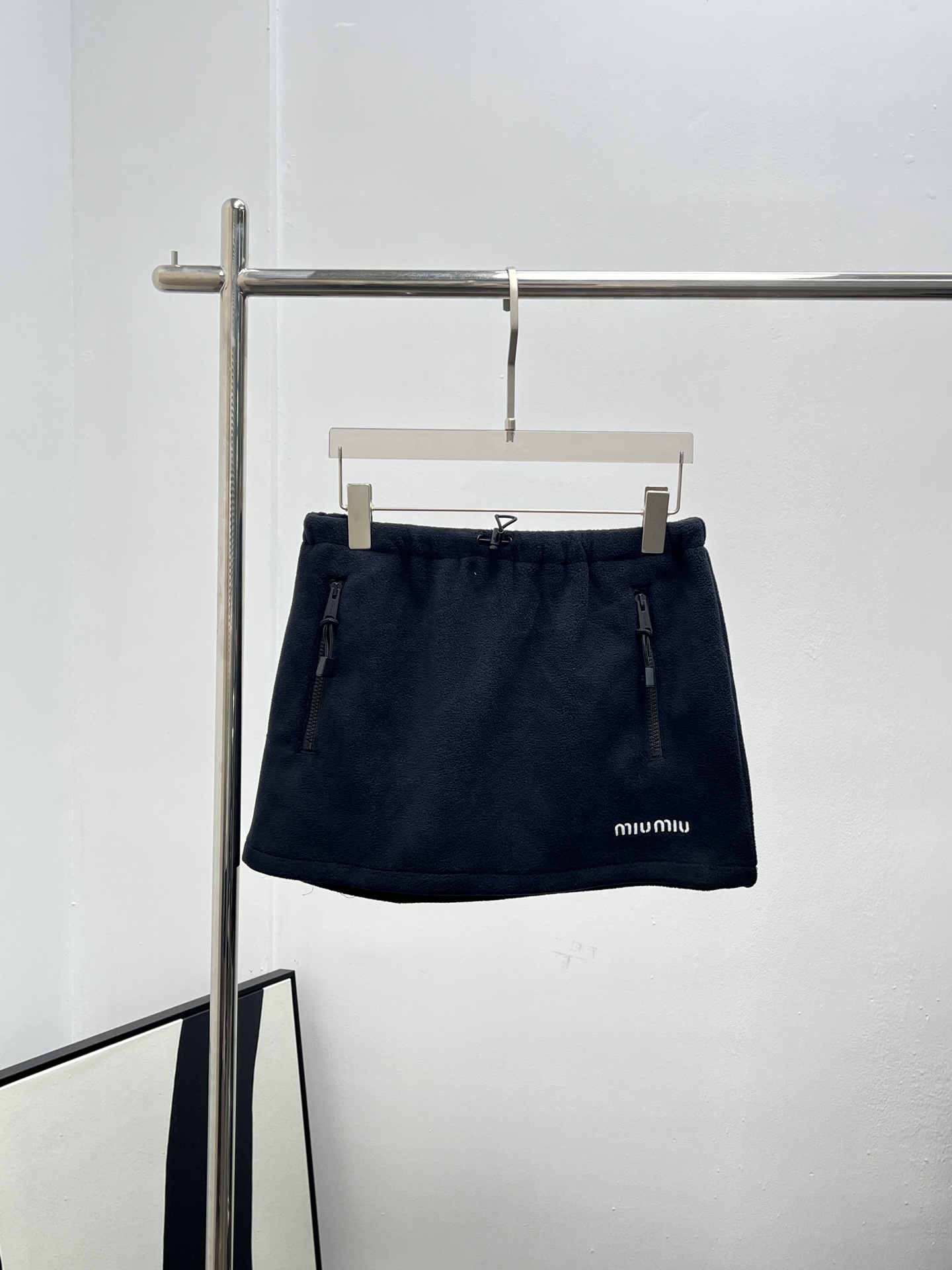 MiuMiu 미우미우 미니멀 양털 집업 베스트 & 쇼츠 세트 의류