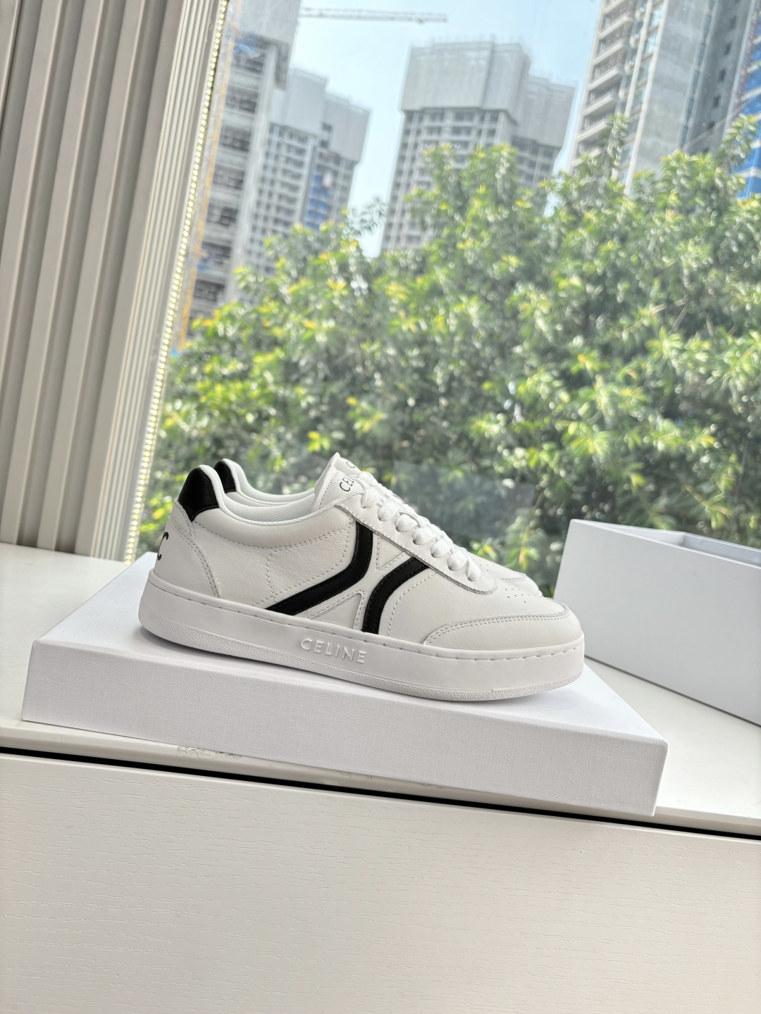 CELINE 셀린느 RUNNER CR-03 스니커즈 신발