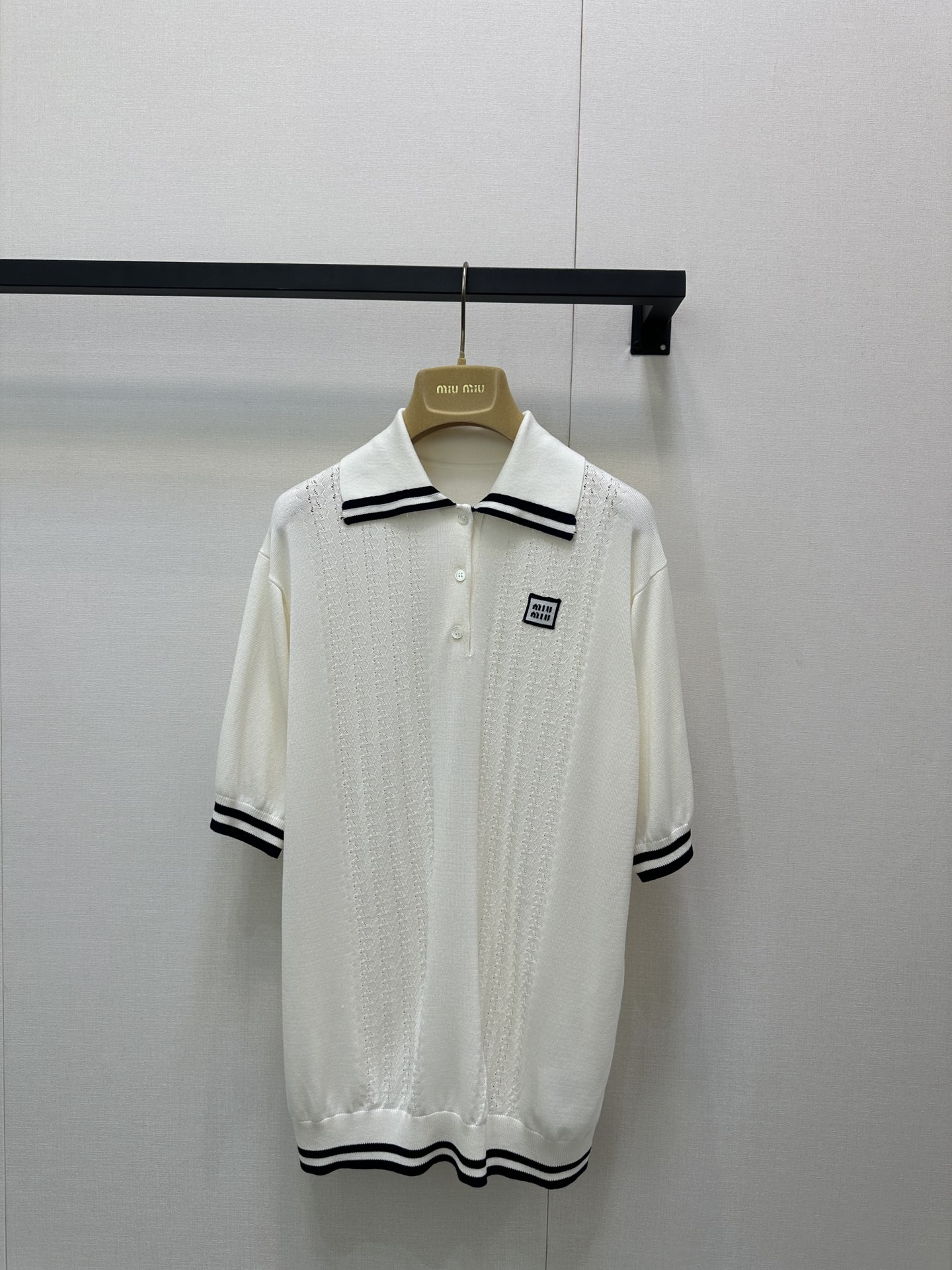 MiuMiu 미우미우 로고 카라 니트 의류