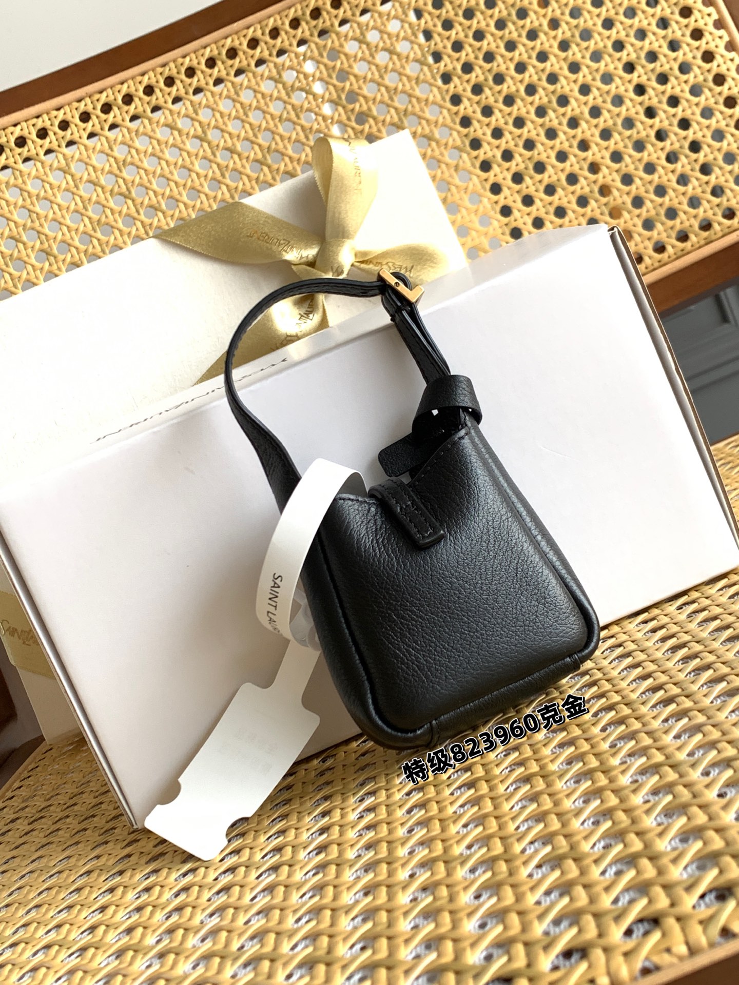 YSL 생로랑 LE 5 À 7 마이크로 소프트 가죽 핸드백 가방