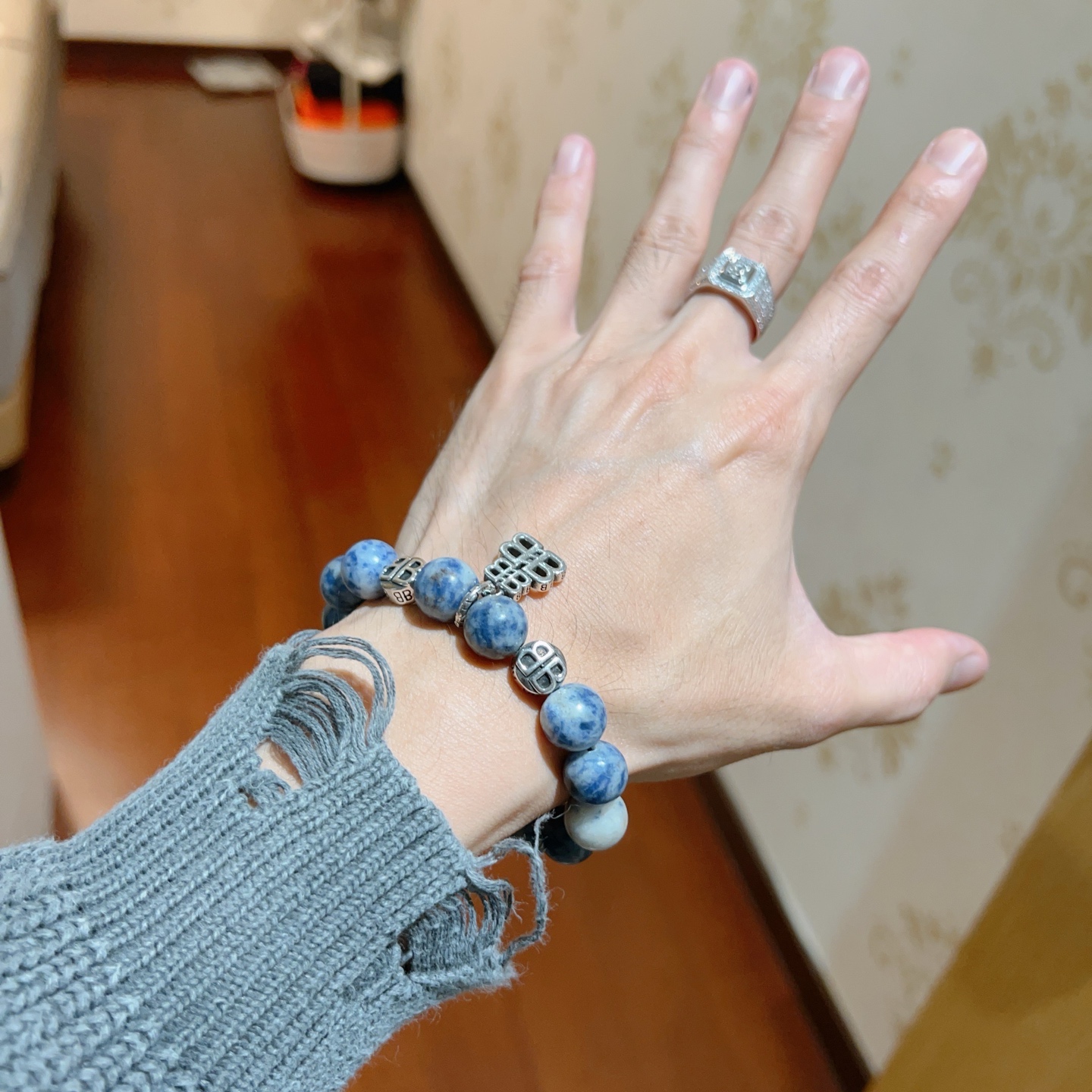 Balenciaga 발렌시아가 천연석 팔찌