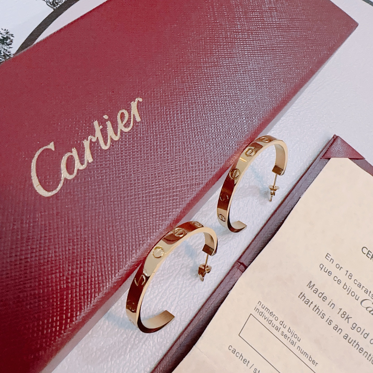 Cartier 까르띠에 귀걸이 V골드 시리즈